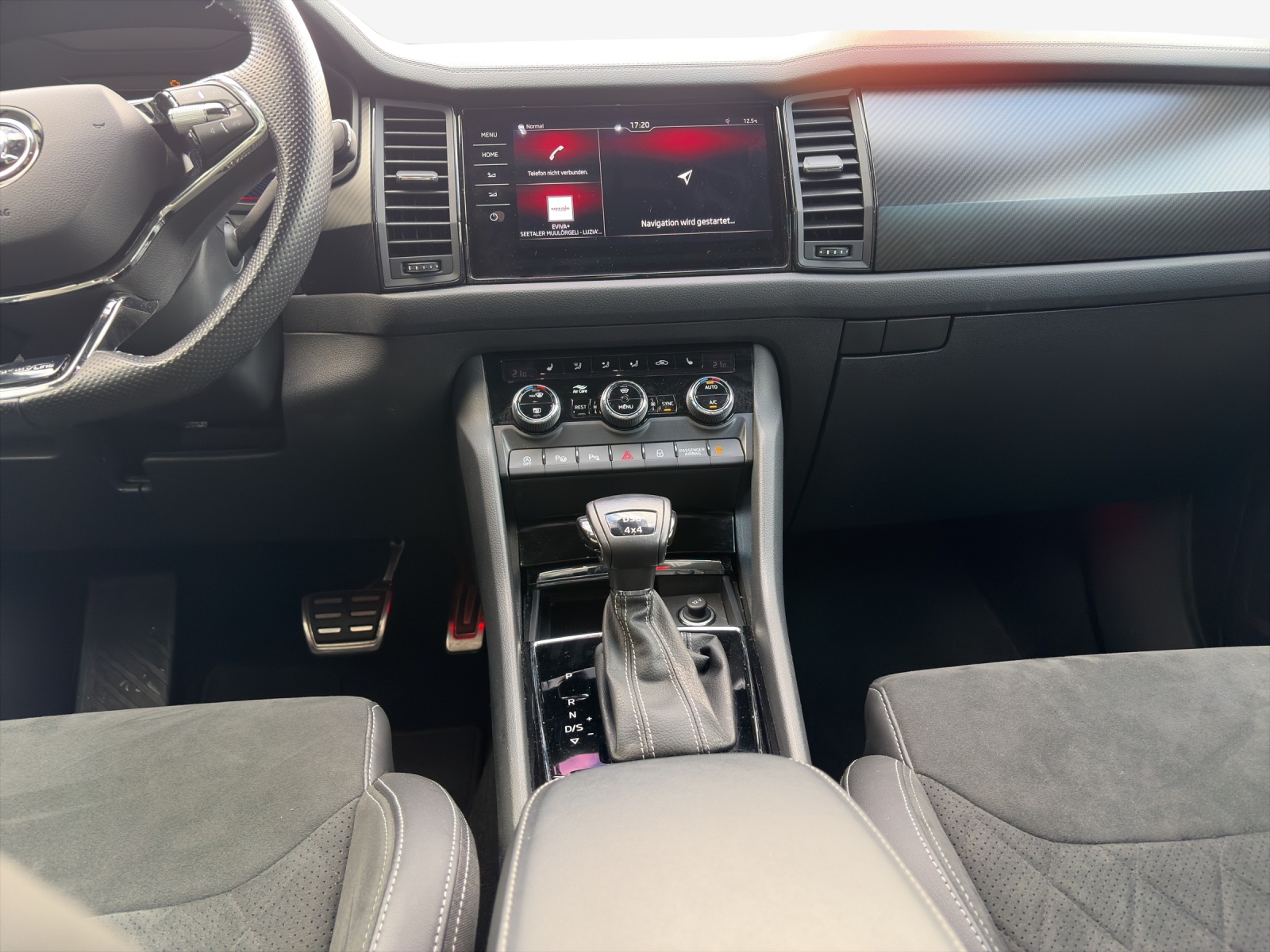 SKODA Kodiaq 2.0 TDI CR SportLine 4x4 DSG-image-10