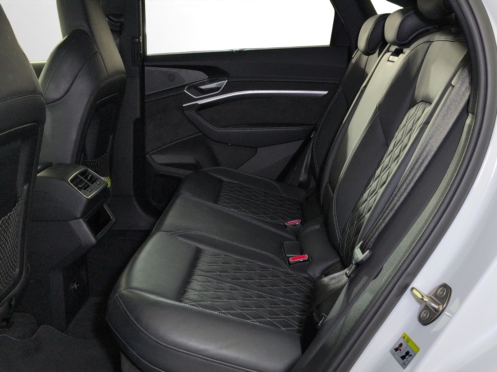 AUDI e-tron 55 Sportback S Line quattro-image-7