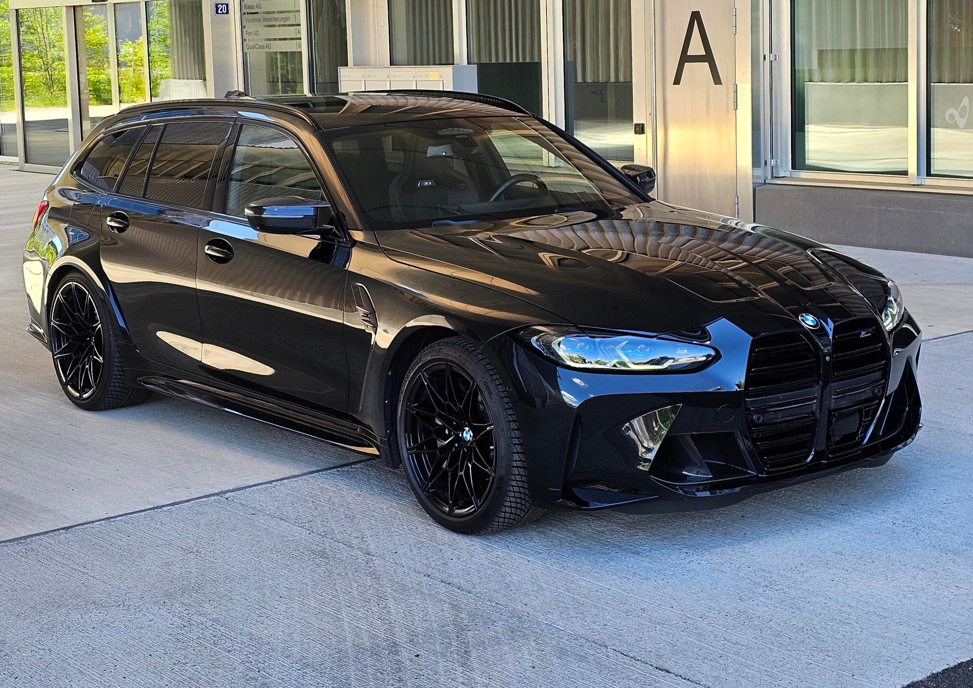 BMW M3 Touring xDrive Competition M-image-1
