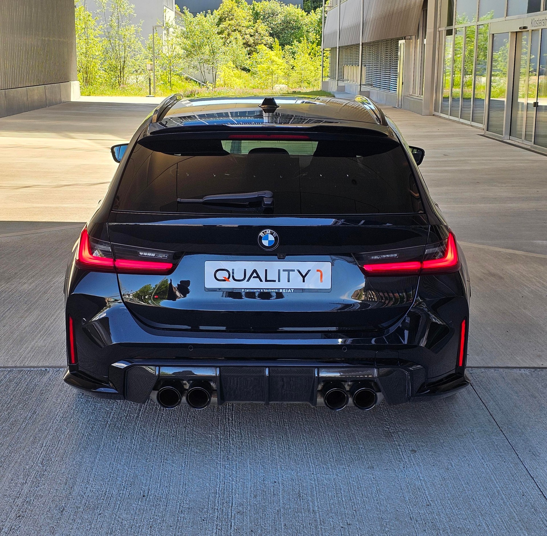 BMW M3 Touring xDrive Competition M-image-5