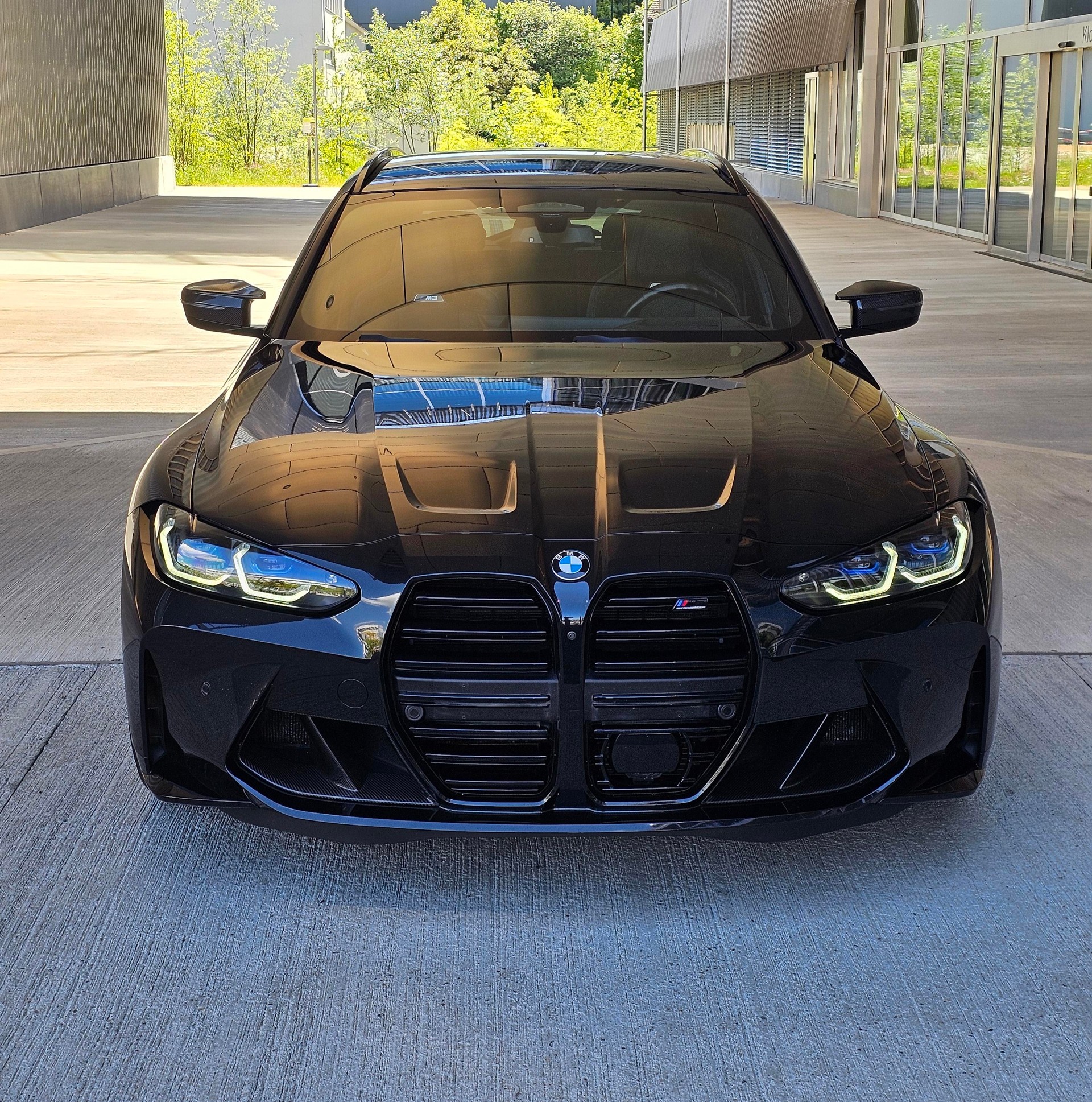 BMW M3 Touring xDrive Competition M-image-2