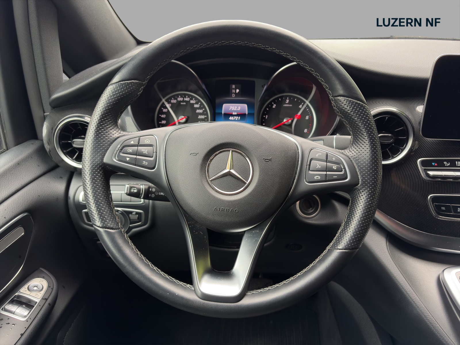 MERCEDES-BENZ V 250 d lang Trend 4Matic 9G-Tronic-image-7