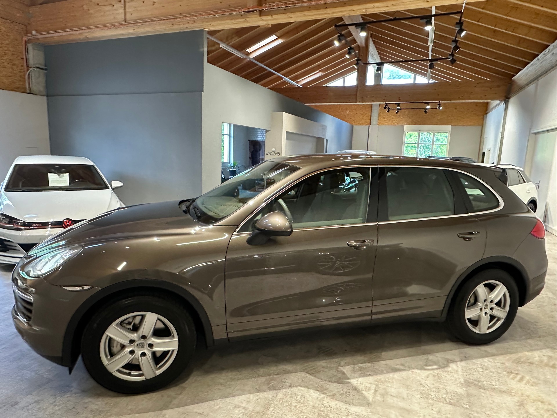 PORSCHE Cayenne S Diesel/1.. Hand/Porsche Approved Garantie/Lückenlos Porsche servicegepflegt//El. AHK 3500 kg!-showroom-element-2