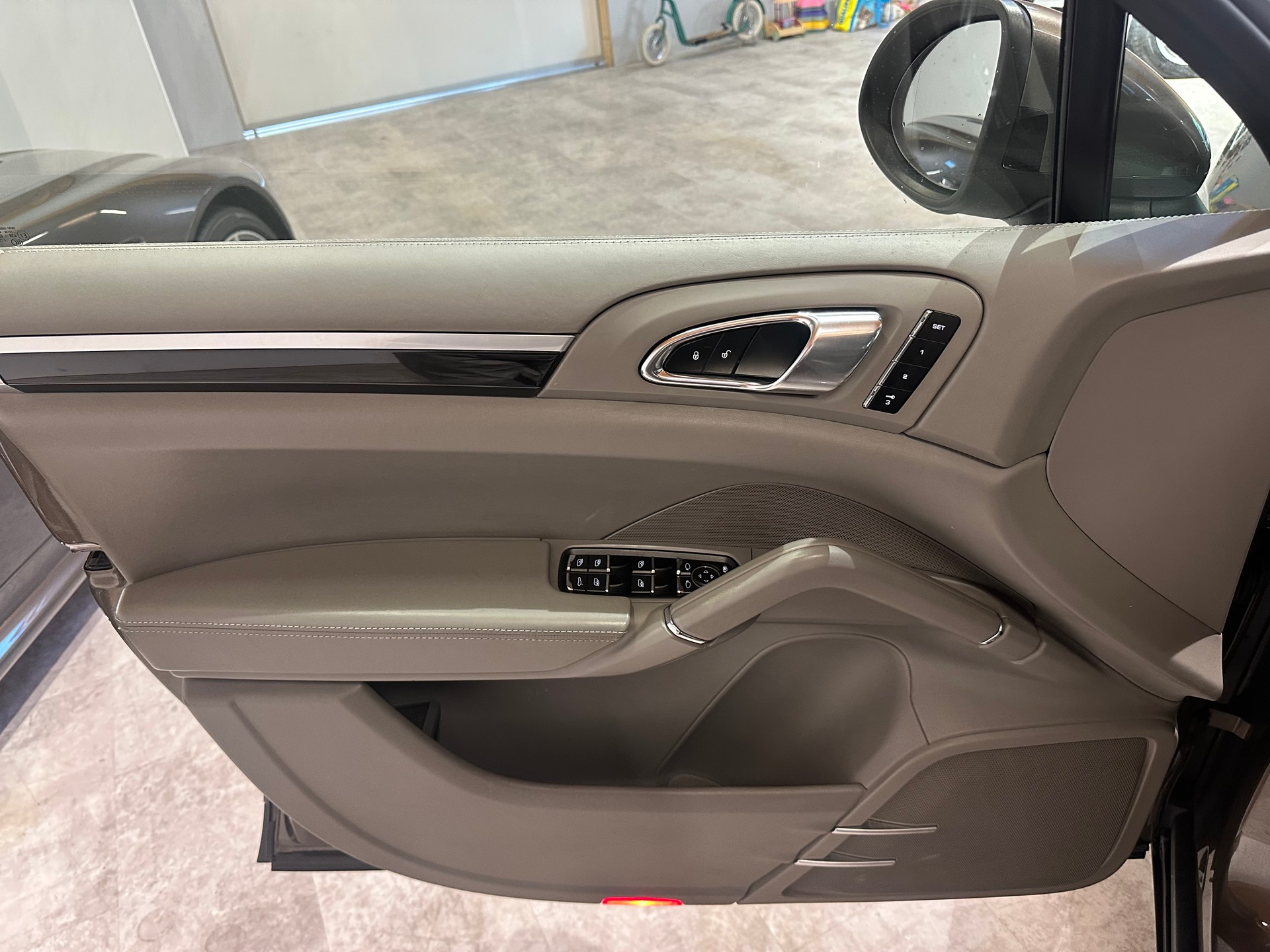 PORSCHE Cayenne S Diesel/1.. Hand/Porsche Approved Garantie/Lückenlos Porsche servicegepflegt//El. AHK 3500 kg!-image-12