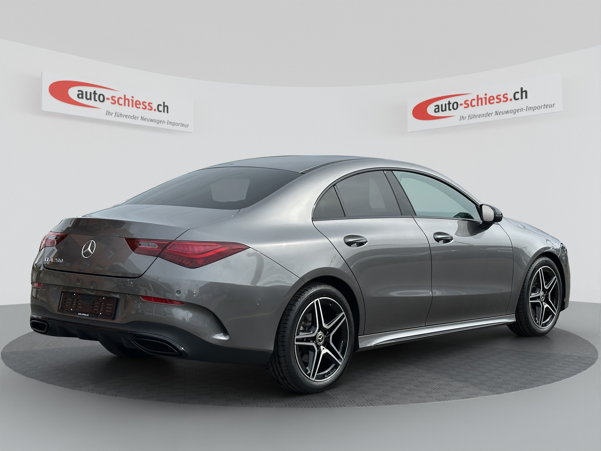 MERCEDES-BENZ CLA 200 AMG Night 7G-DCT-image-4