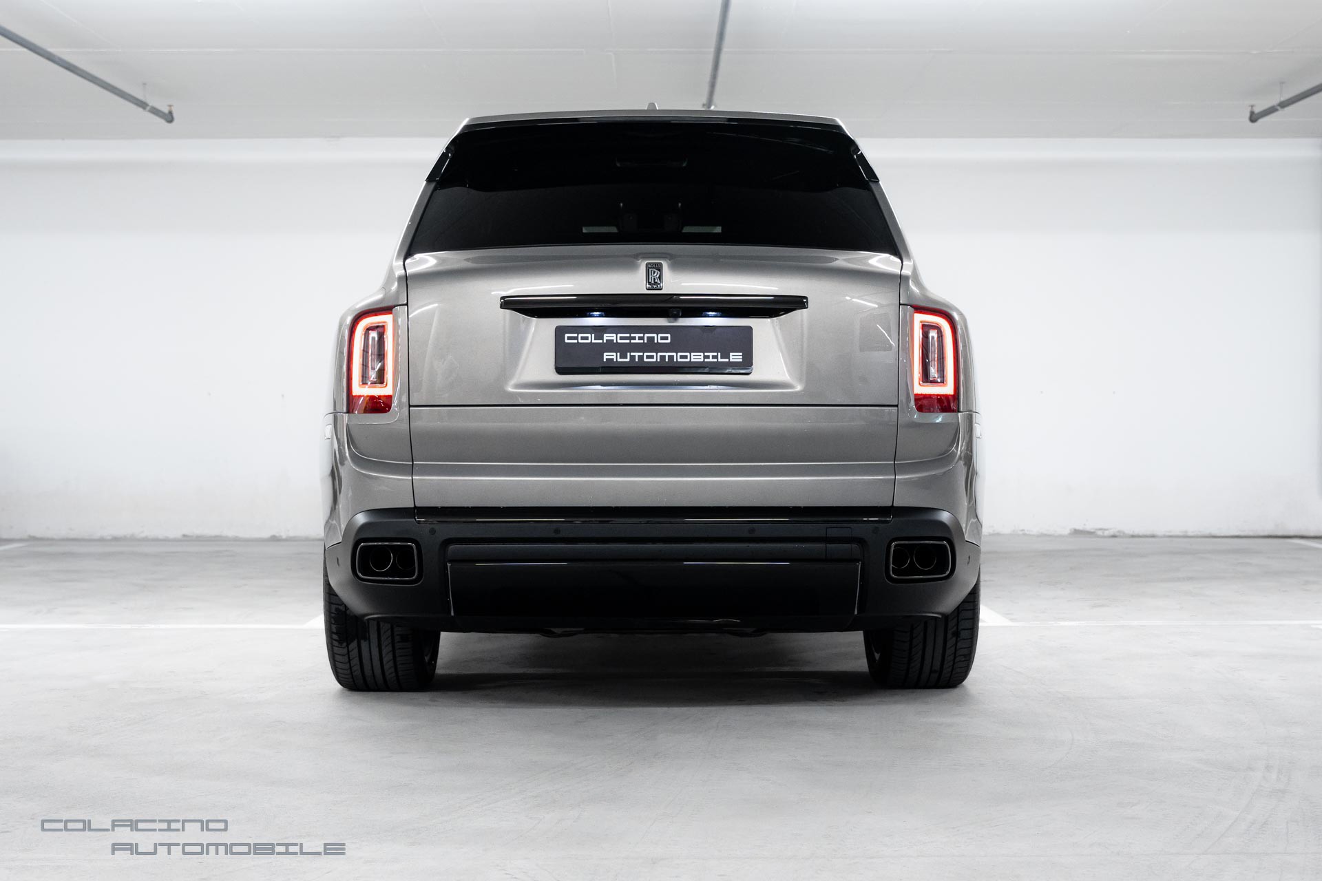 ROLLS-ROYCE Cullinan 6.7 V12 Black Badge-image-6