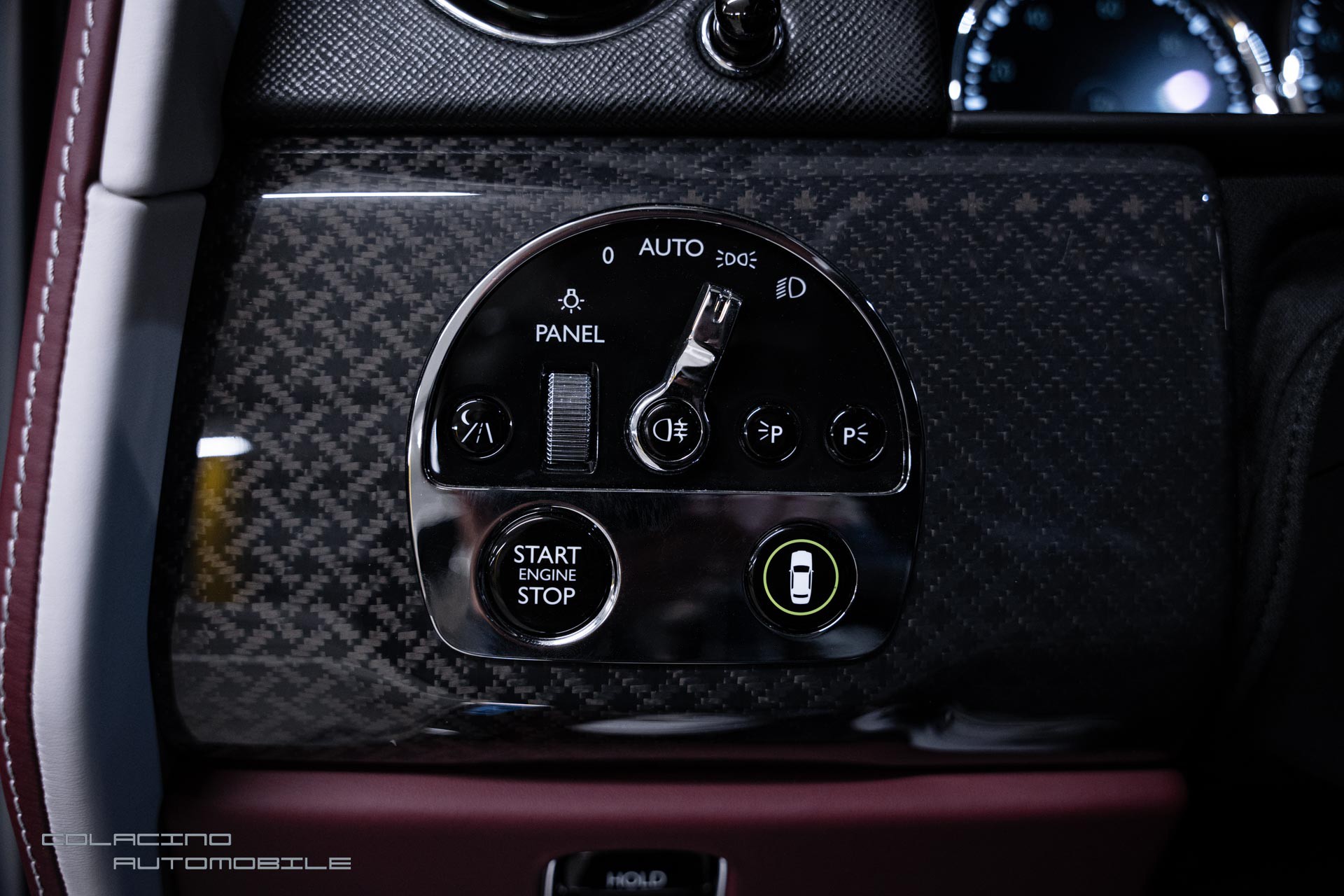 ROLLS-ROYCE Cullinan 6.7 V12 Black Badge-image-29