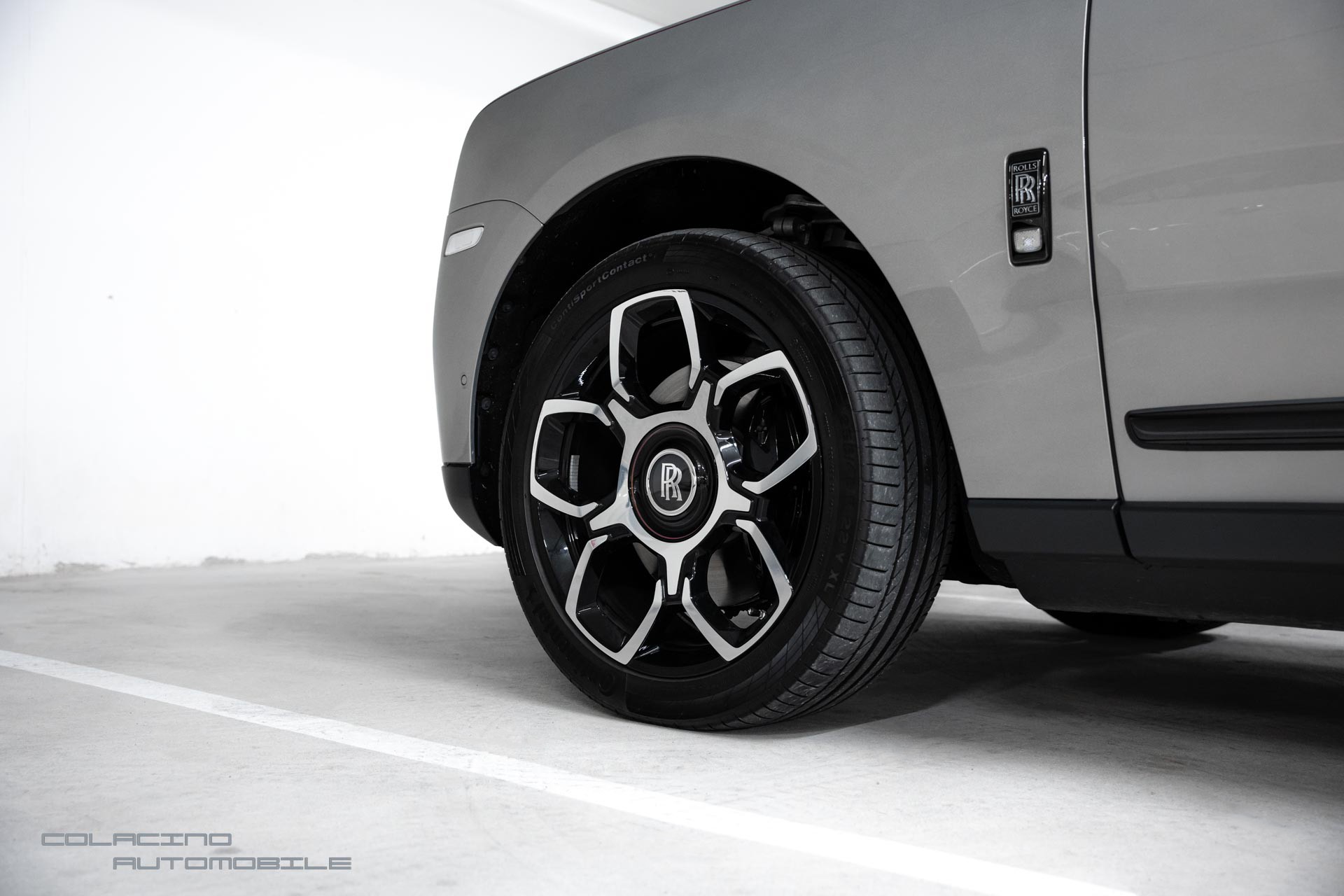 ROLLS-ROYCE Cullinan 6.7 V12 Black Badge-image-10