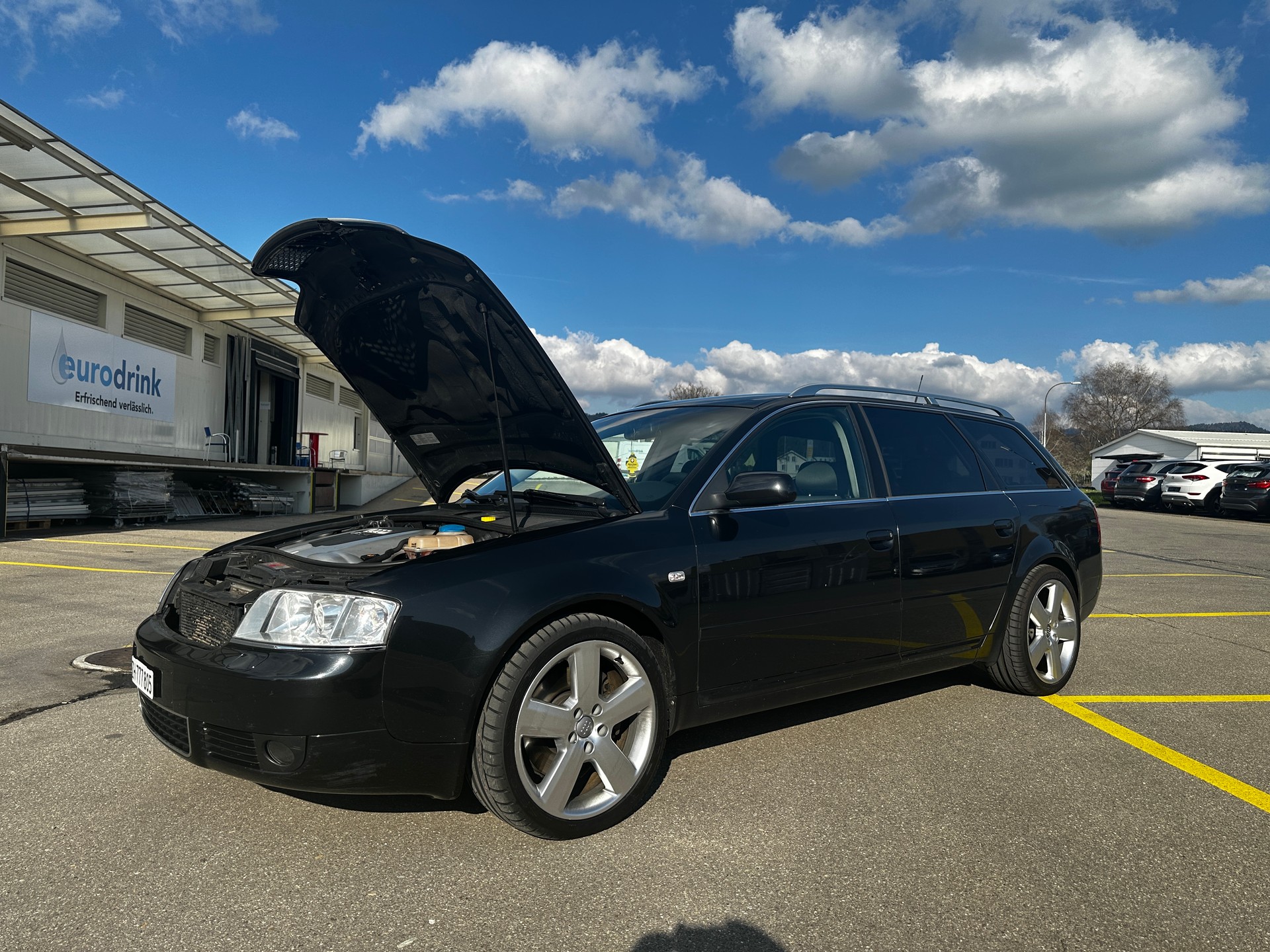 AUDI A6 Avant 2.5 TDI quattro-image-4