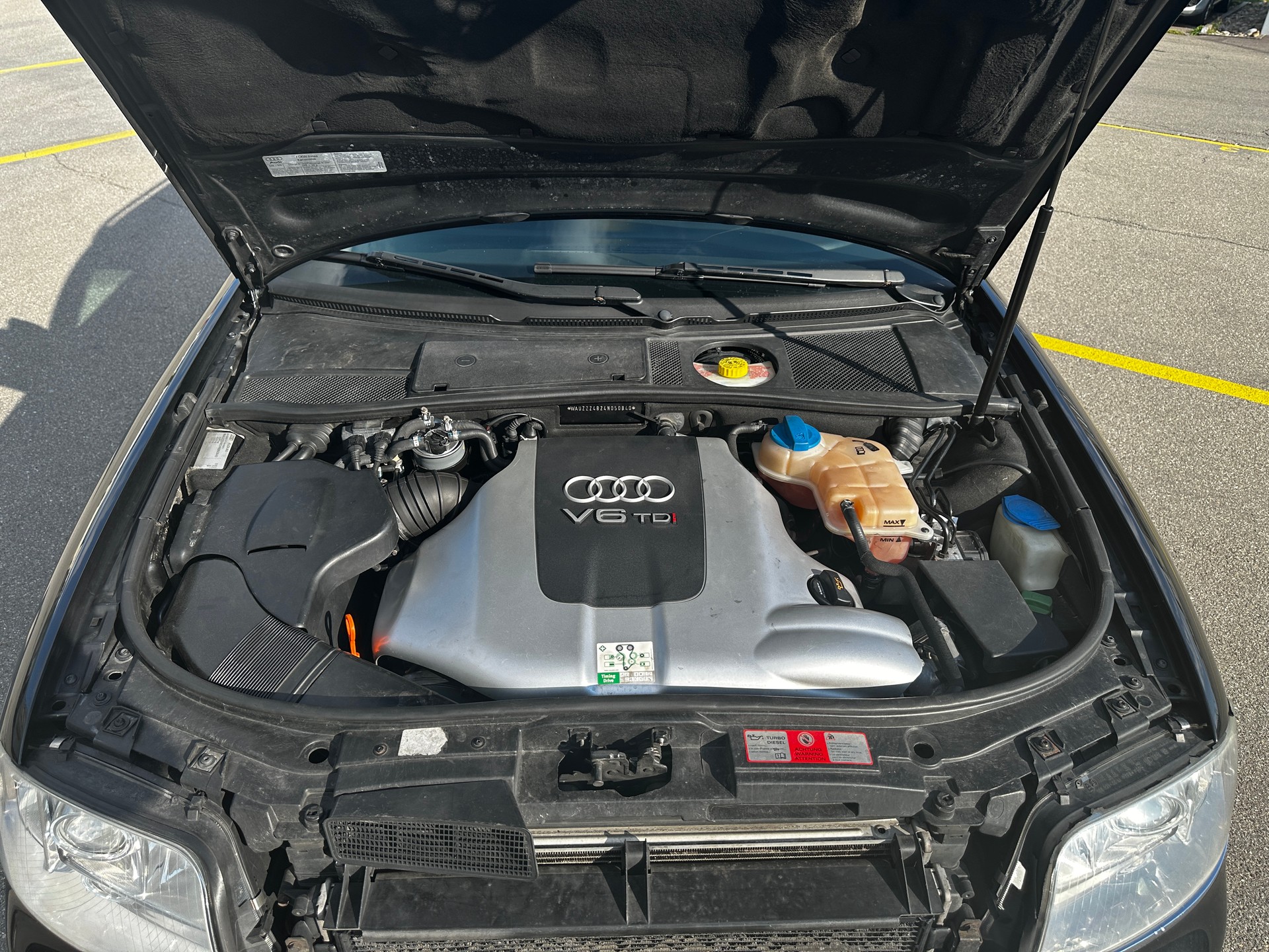 AUDI A6 Avant 2.5 TDI quattro-image-5