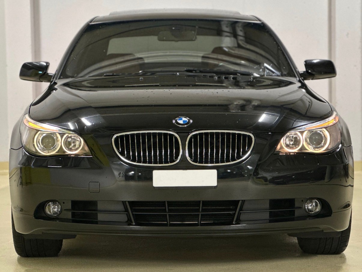 BMW 540i-image-0