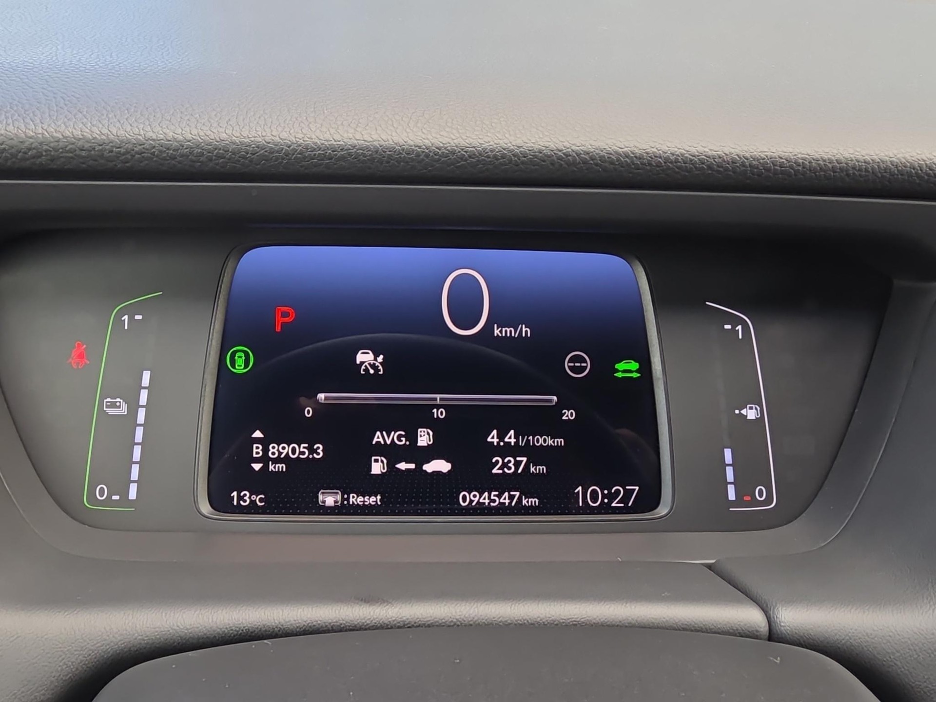 HONDA Jazz 1.5 i-MMD Executive-image-20