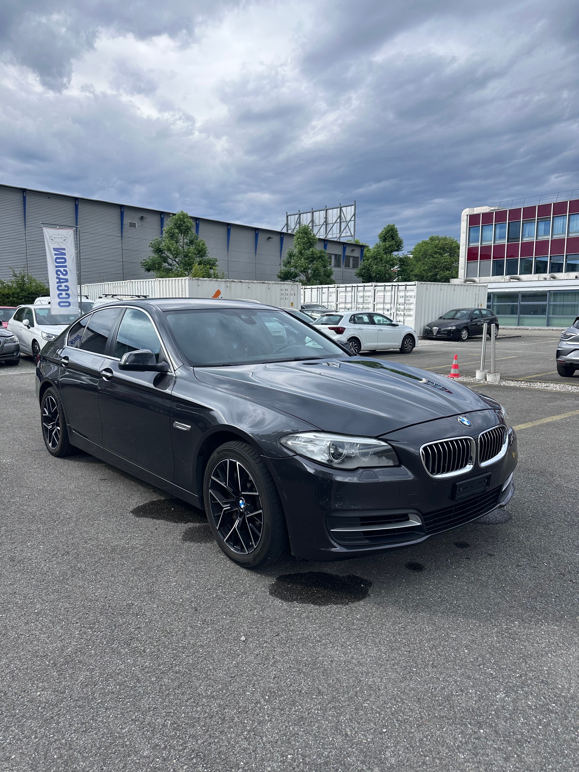 BMW 525d xDrive Luxury Line Steptronic-image-5