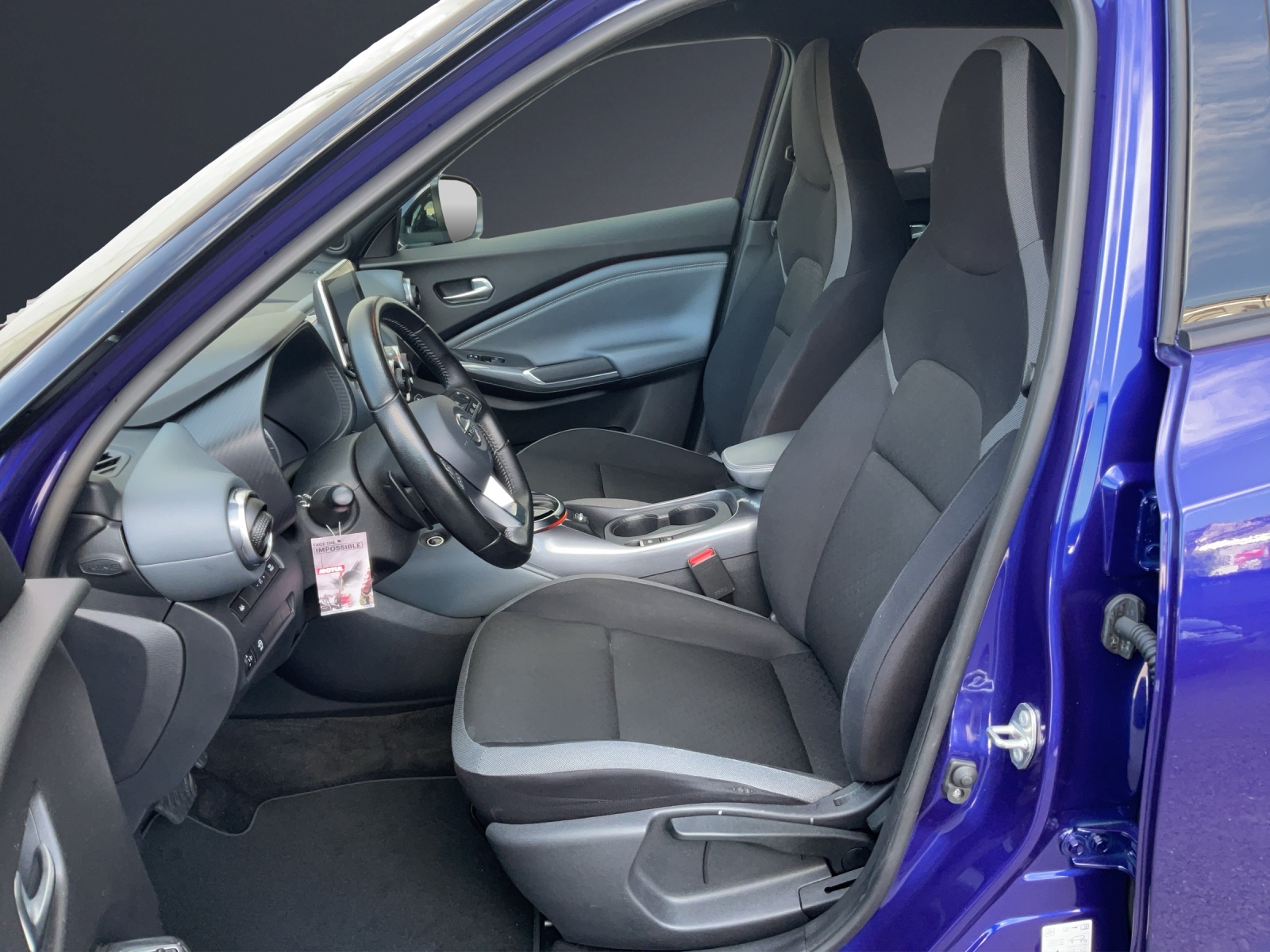 NISSAN Juke 1.0 DIG-T N-Connecta-image-6