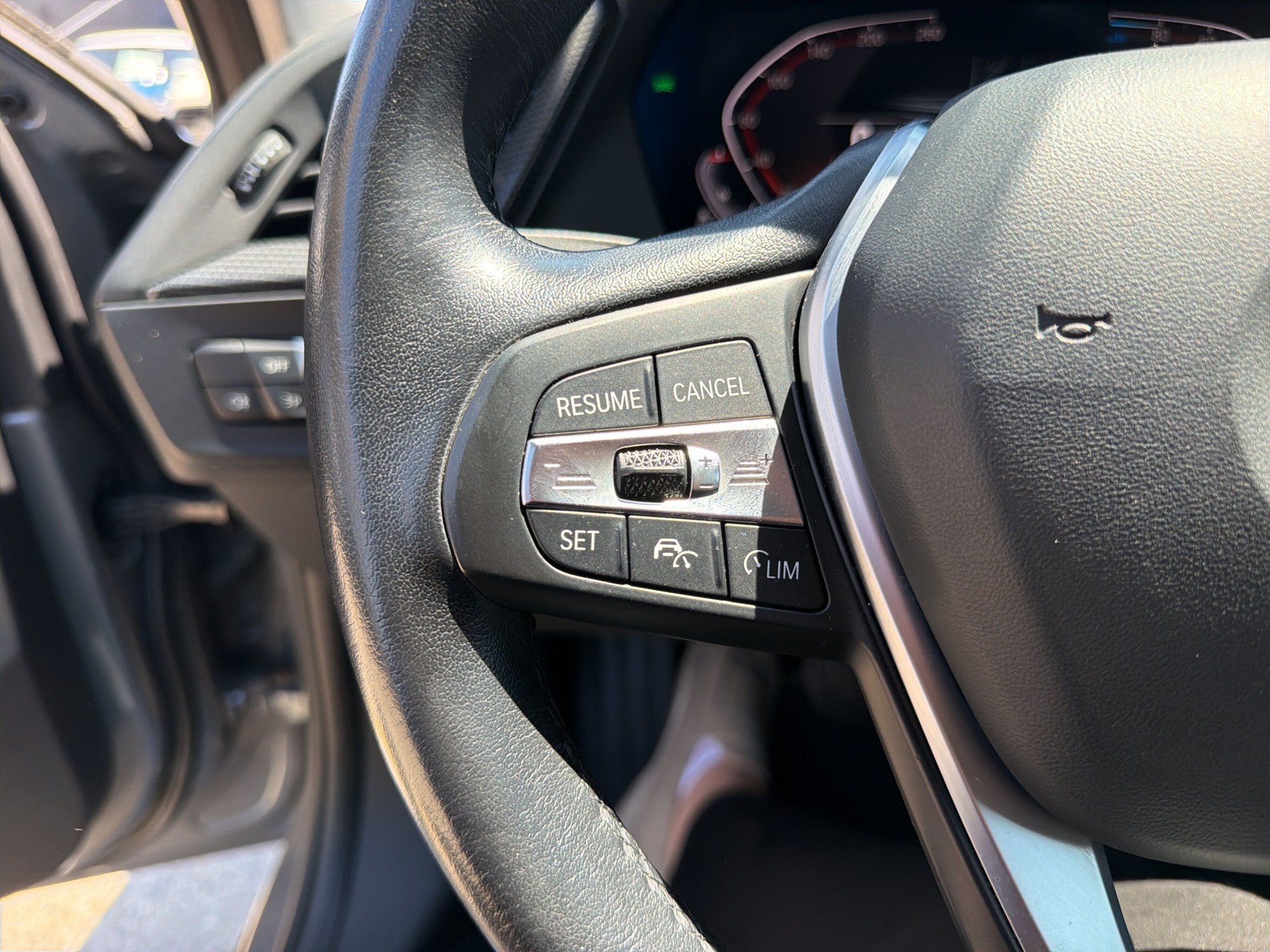 BMW 120d xDrive Steptronic Sport Line-image-14