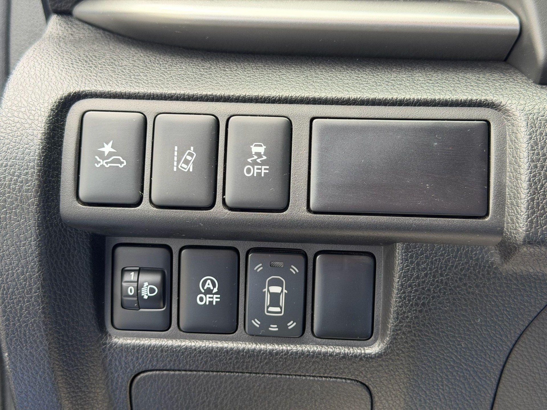 MITSUBISHI Eclipse Cross 1.5 T Value 4x4-image-20