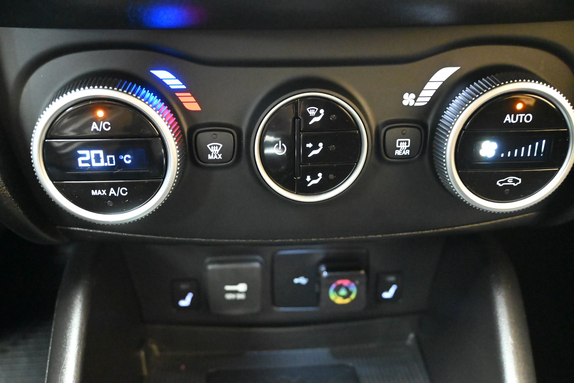 FIAT Tipo SW 1.5 Hybrid City Life-image-12