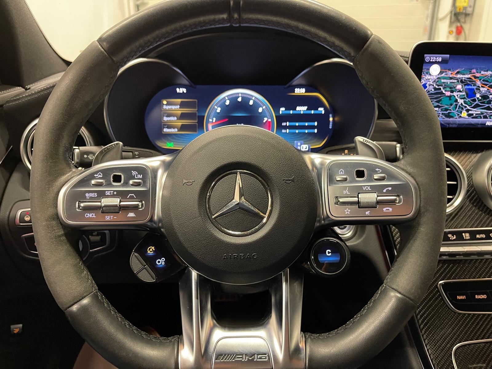 MERCEDES-BENZ C 63 S AMG Kombi-image-19