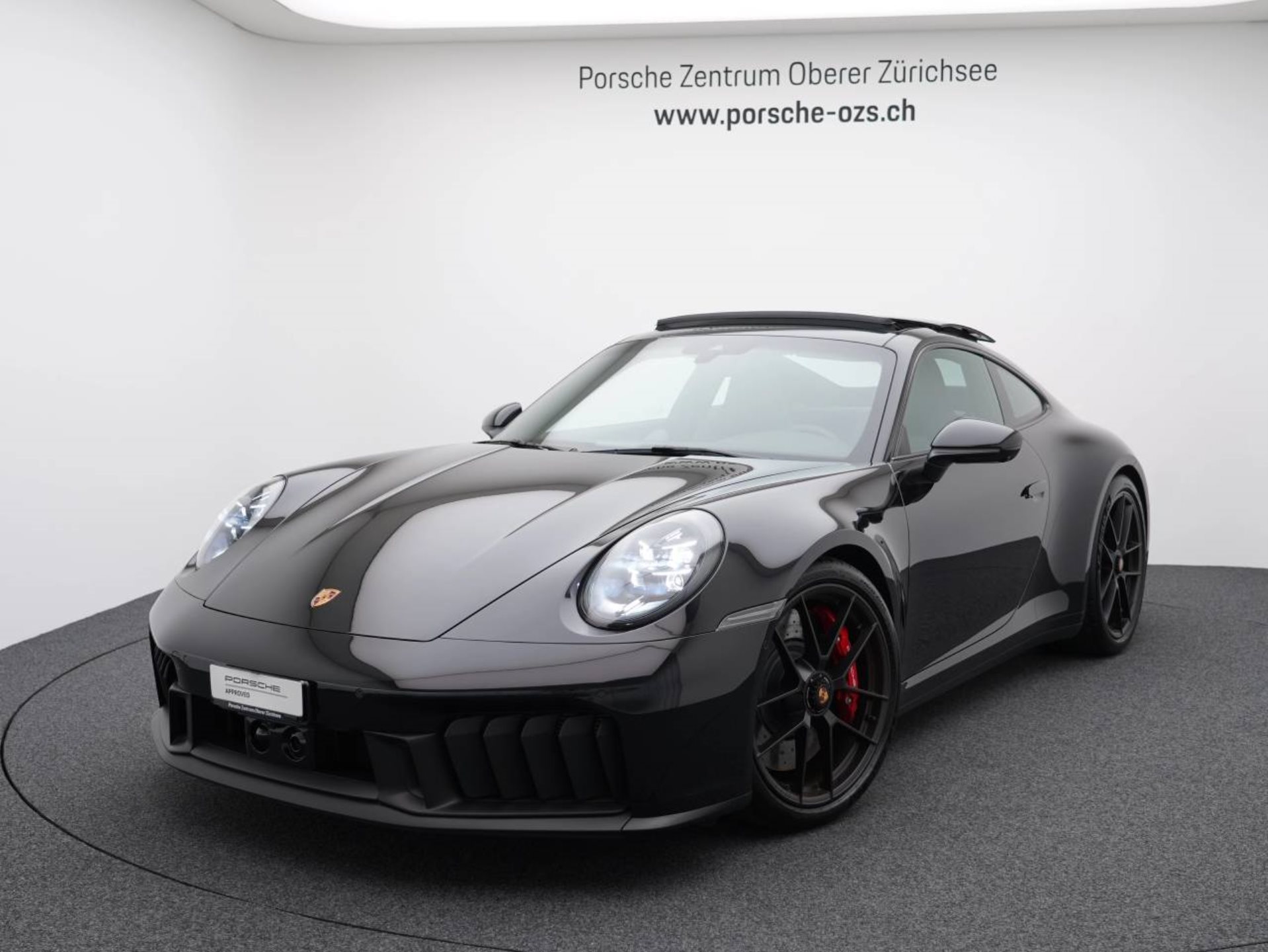 PORSCHE 911 Carrera GTS-image-0