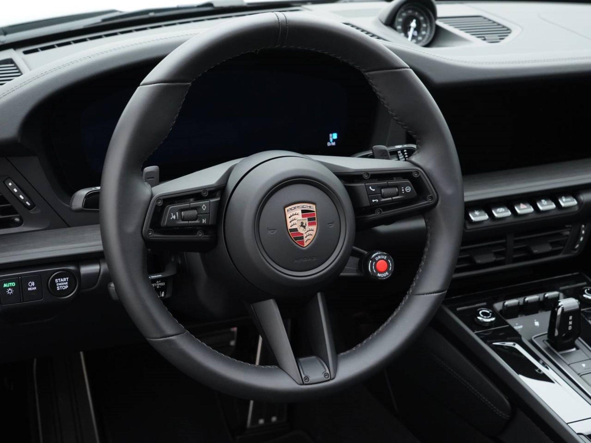 PORSCHE 911 Carrera GTS-image-15