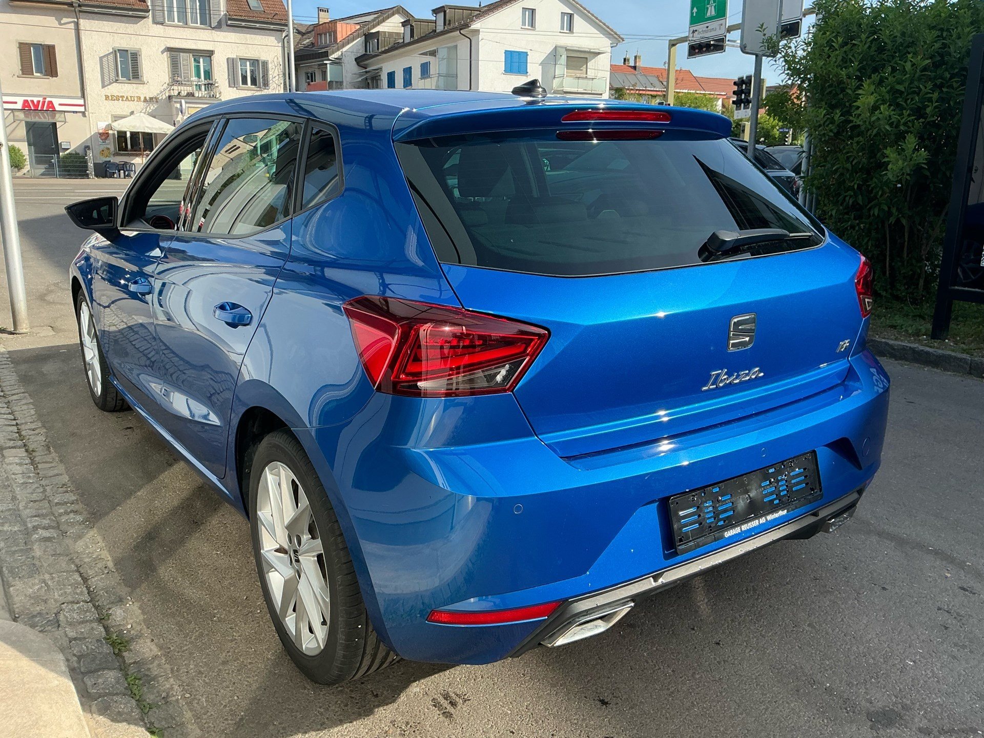 SEAT Ibiza 1.0 TSI DSG FR-image-5