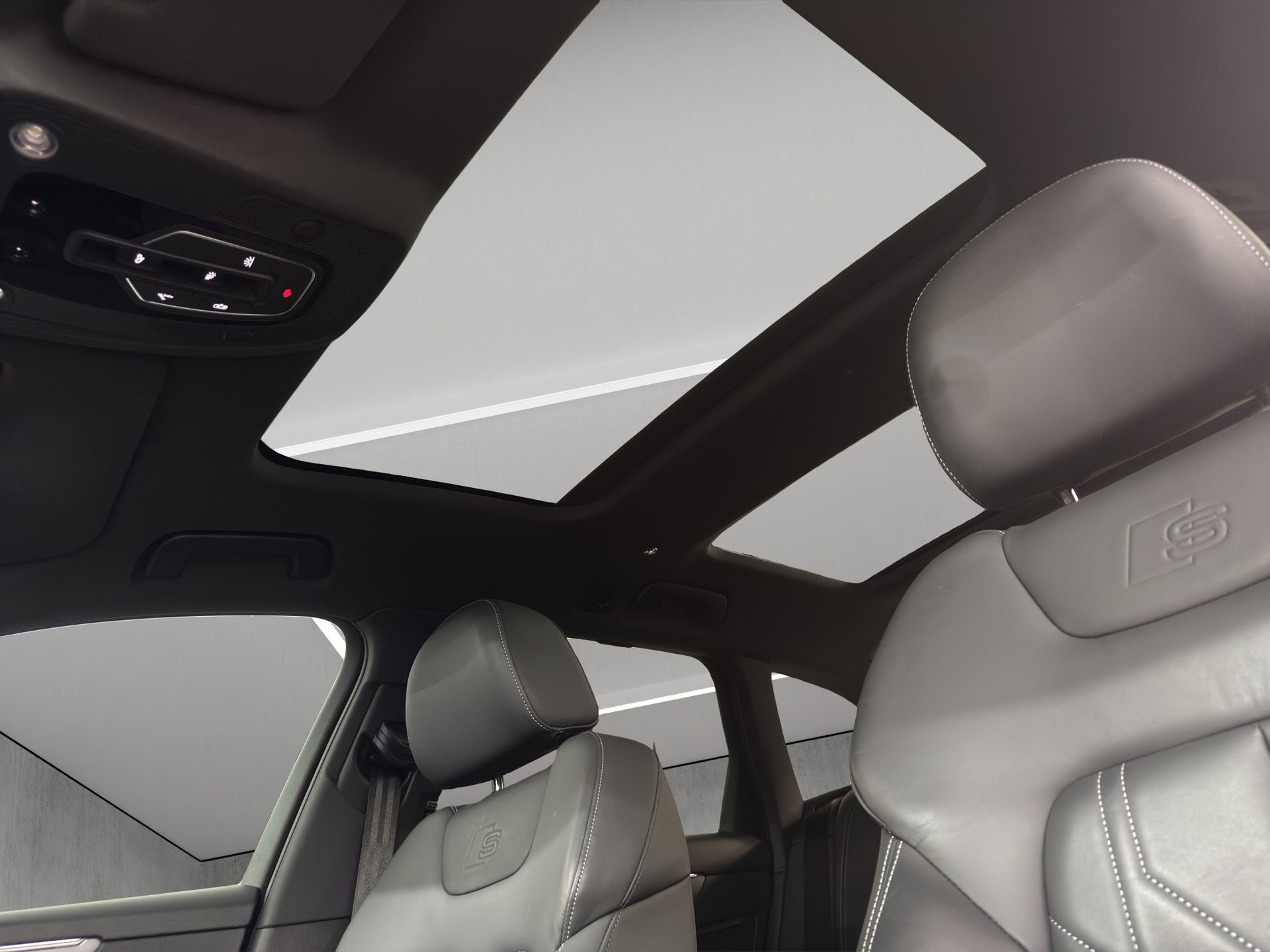 AUDI A6 Avant 35 TDI S line S-tronic "Pano-B&O-Leder Valcona-Matrix"-image-8