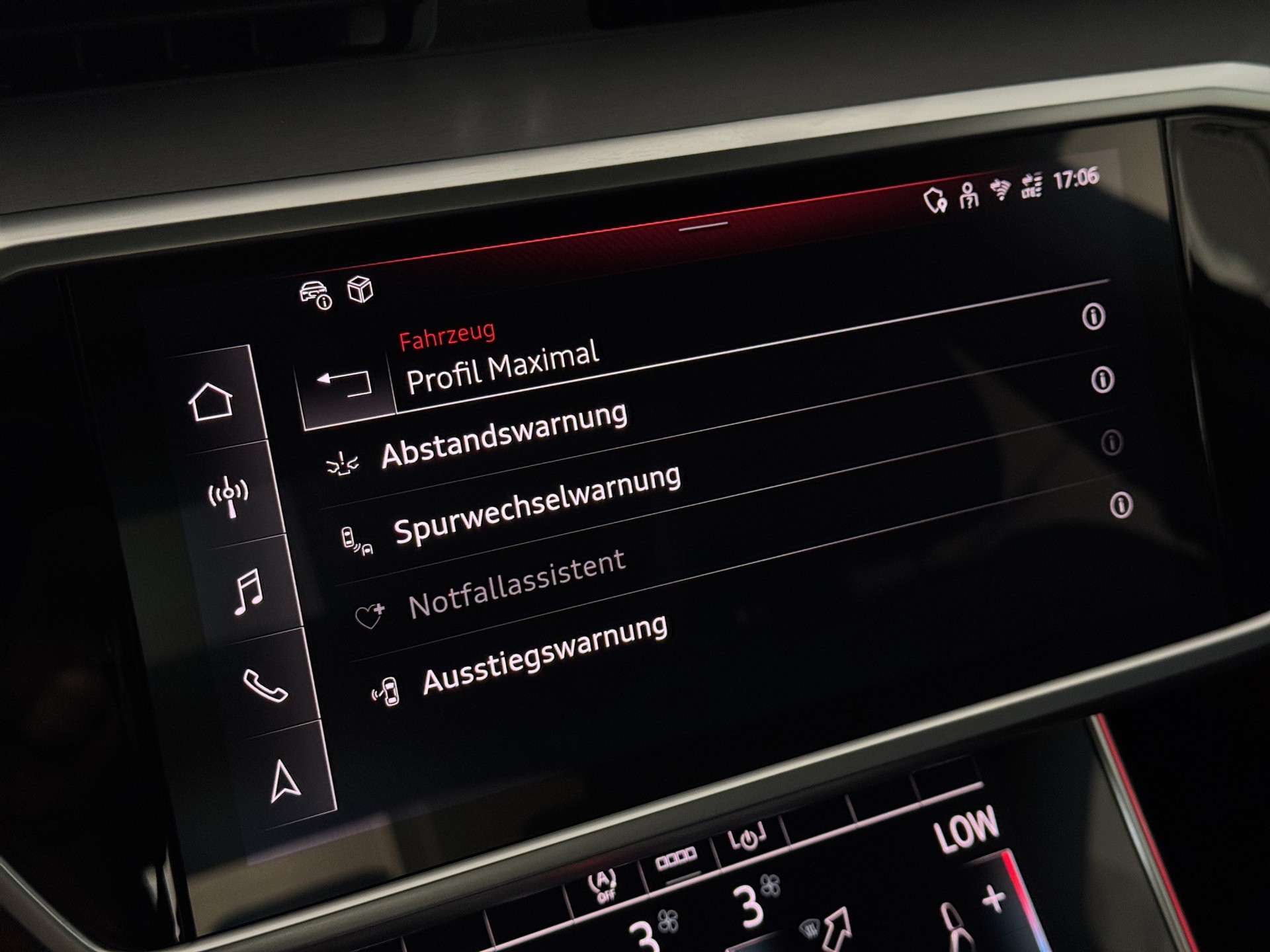 AUDI A6 Avant 35 TDI S line S-tronic "Pano-B&O-Leder Valcona-Matrix"-image-22