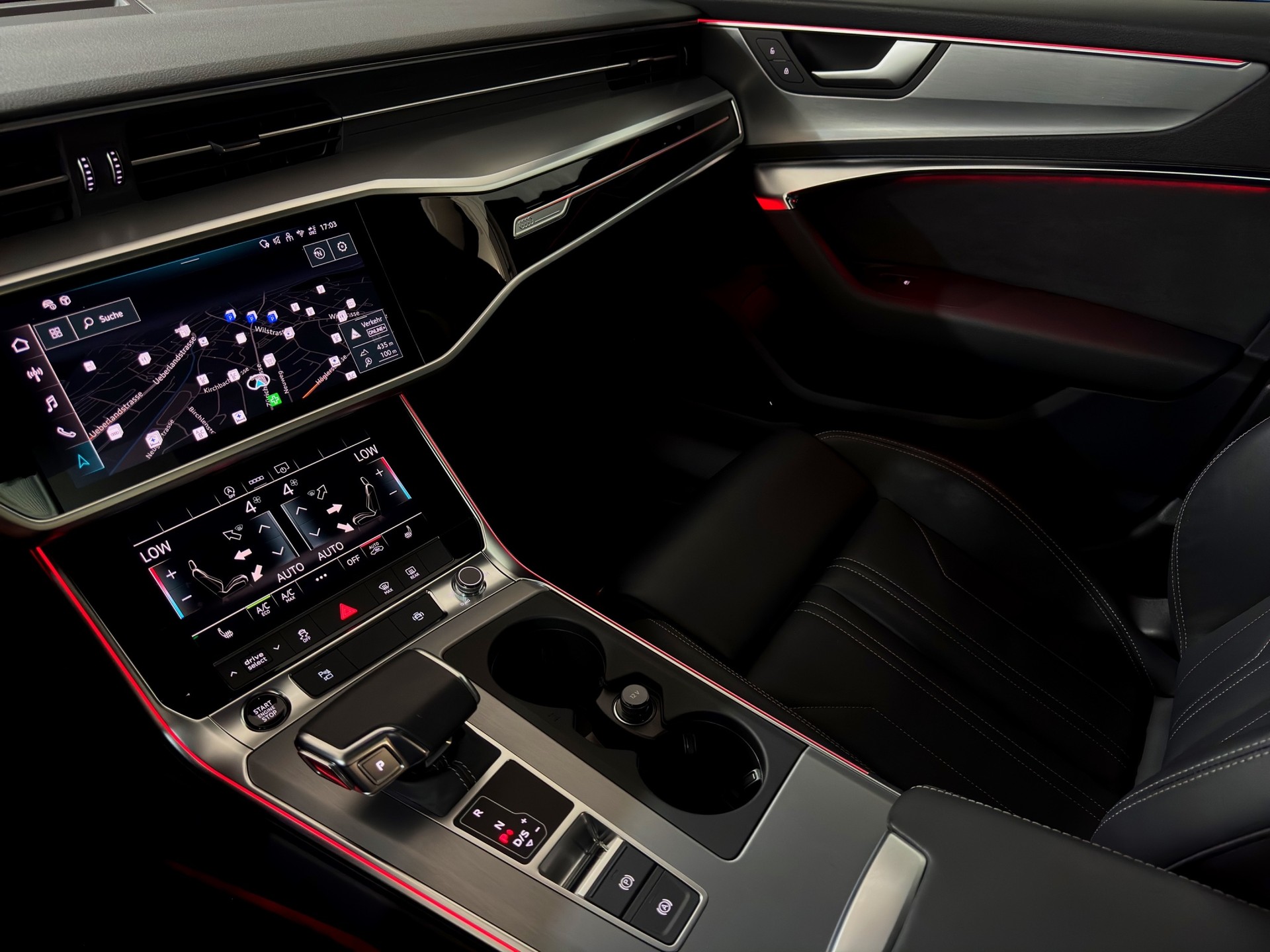 AUDI A6 Avant 35 TDI S line S-tronic "Pano-B&O-Leder Valcona-Matrix"-image-24