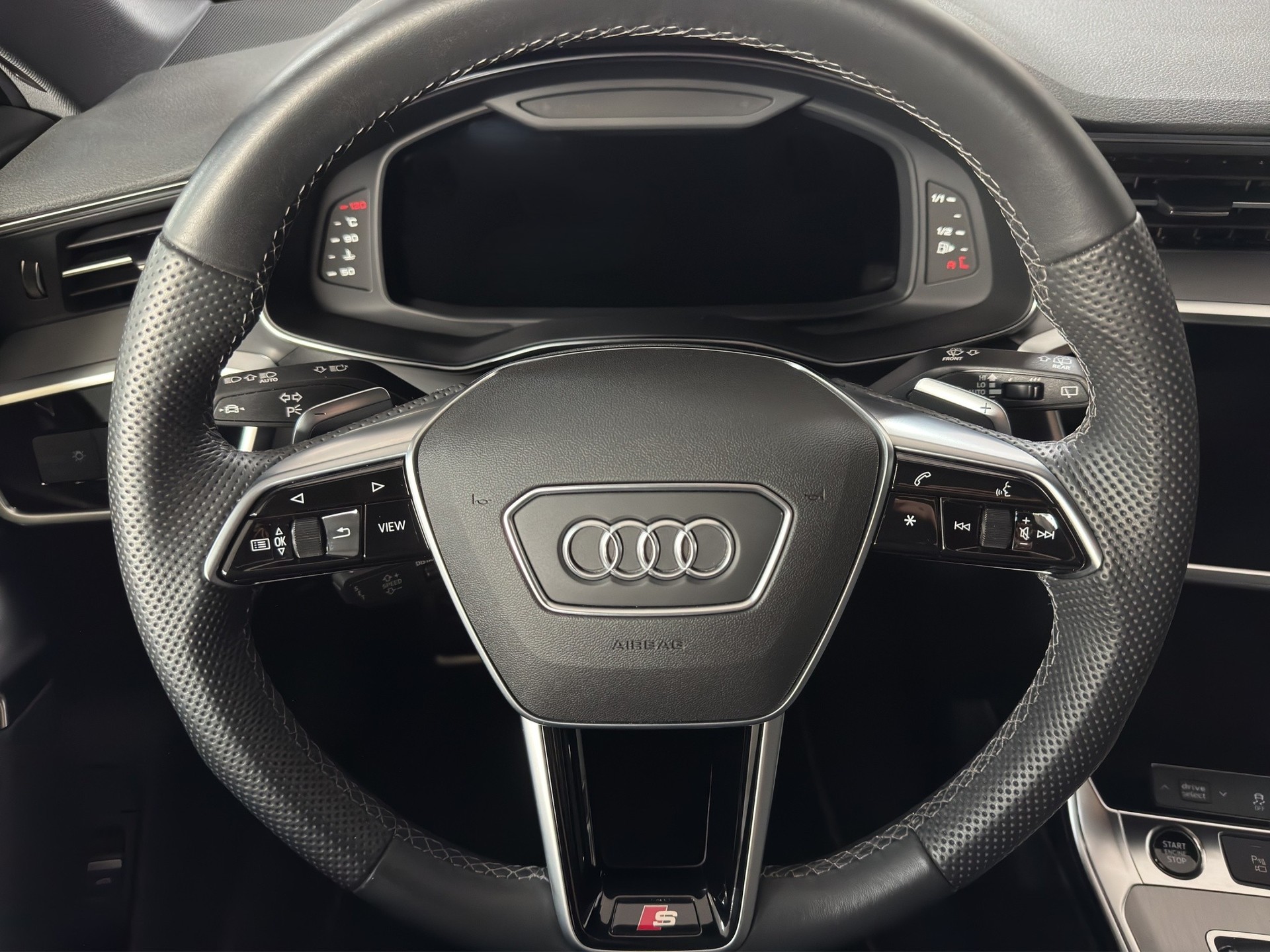 AUDI A6 Avant 35 TDI S line S-tronic "Pano-B&O-Leder Valcona-Matrix"-image-14