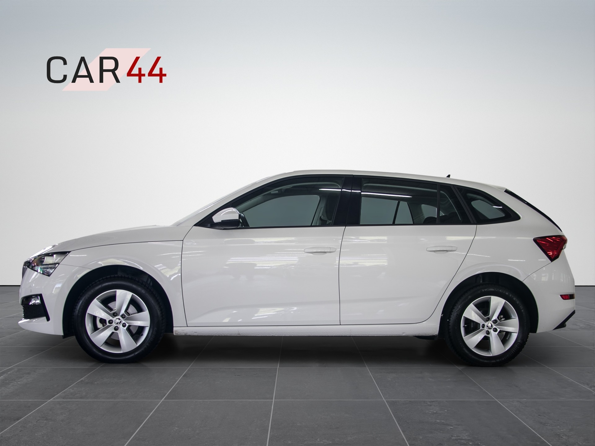 SKODA Scala 1.0 TSI Ambition DSG-image-1