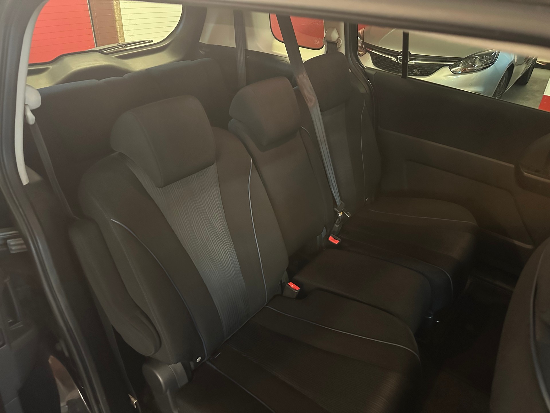 MAZDA 5 2.0 16V Exclusive Activematic-image-8