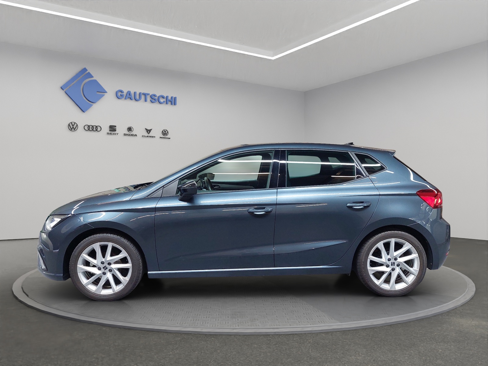 SEAT Ibiza 1.0 MPI Reference-image-1