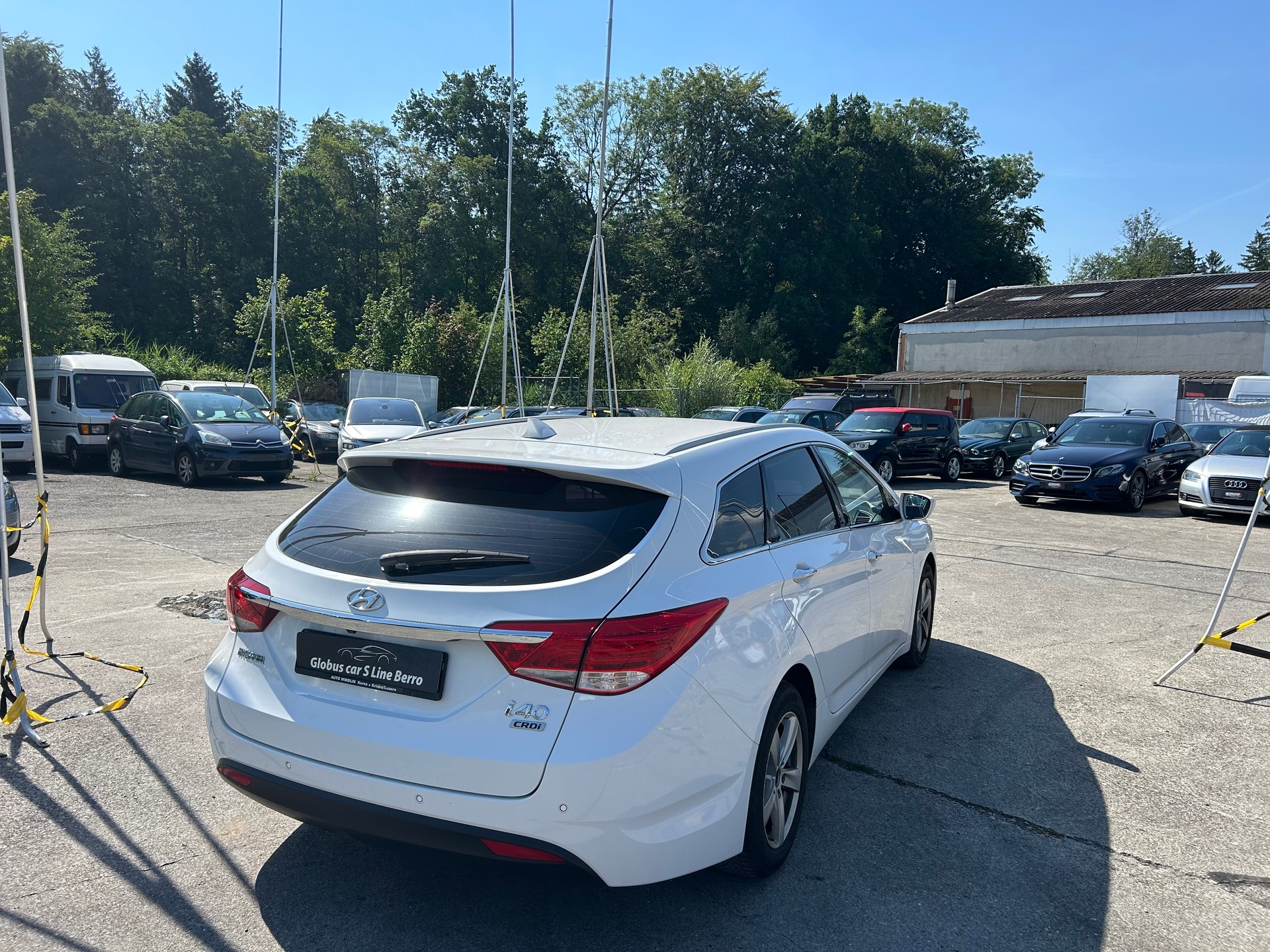 HYUNDAI i40-image-7