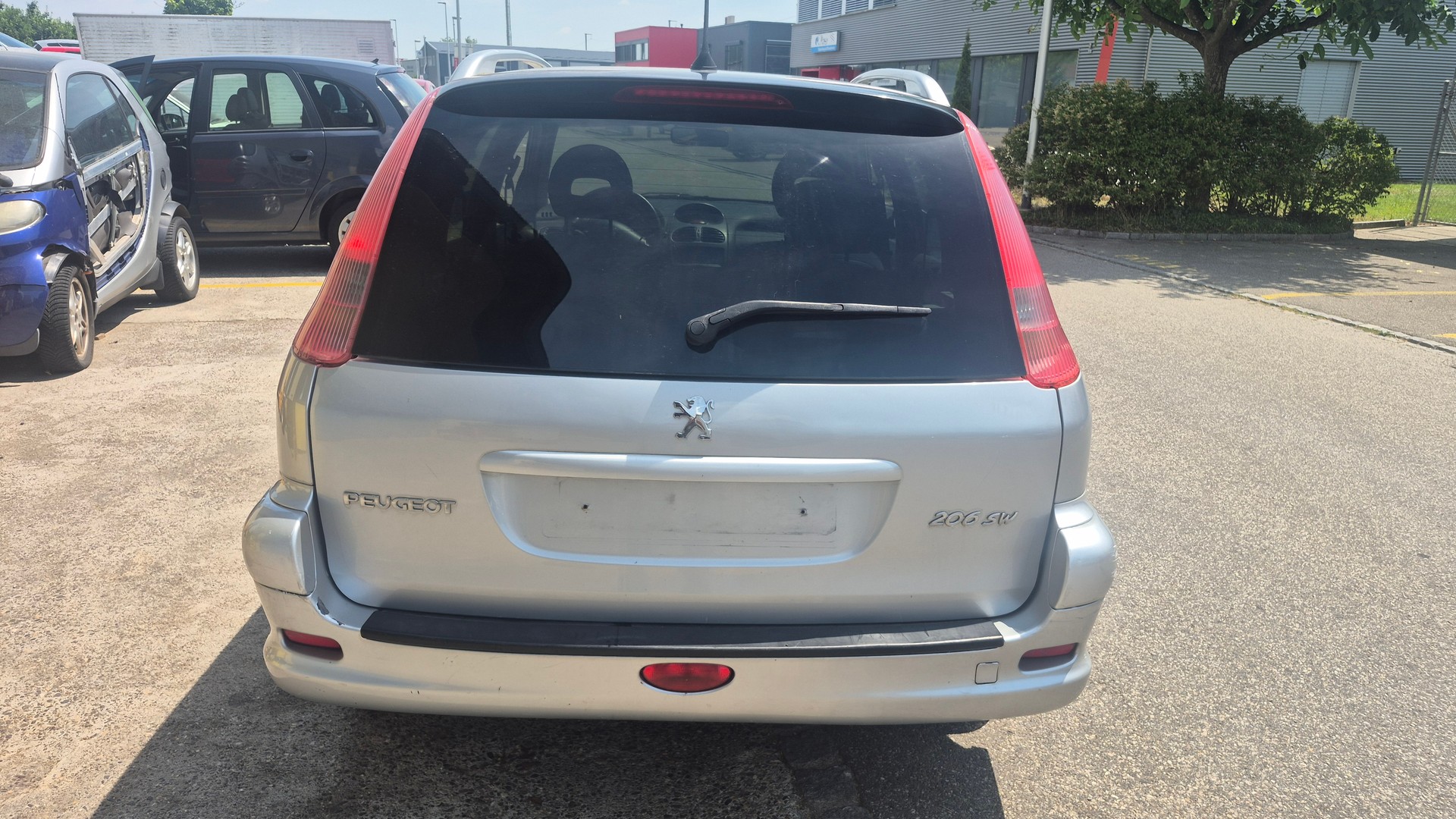 PEUGEOT 206 SW 1.6 16V Quiksilver-image-4