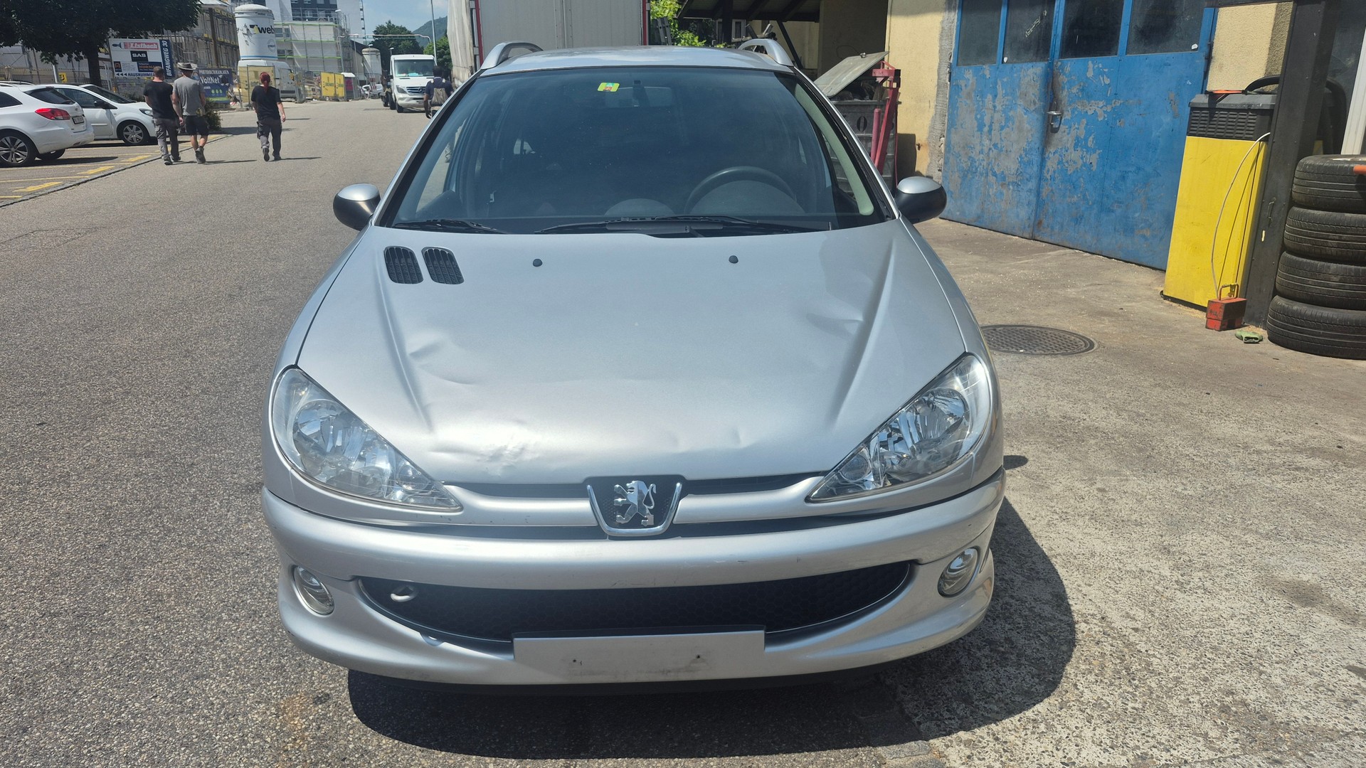 PEUGEOT 206 SW 1.6 16V Quiksilver-image-1