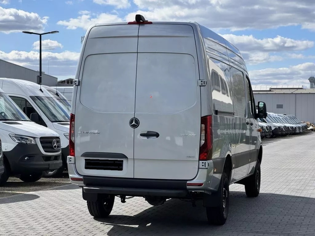 MERCEDES-BENZ Sprinter 319 CDI Standard 9G-TRONIC 4x4-image-3