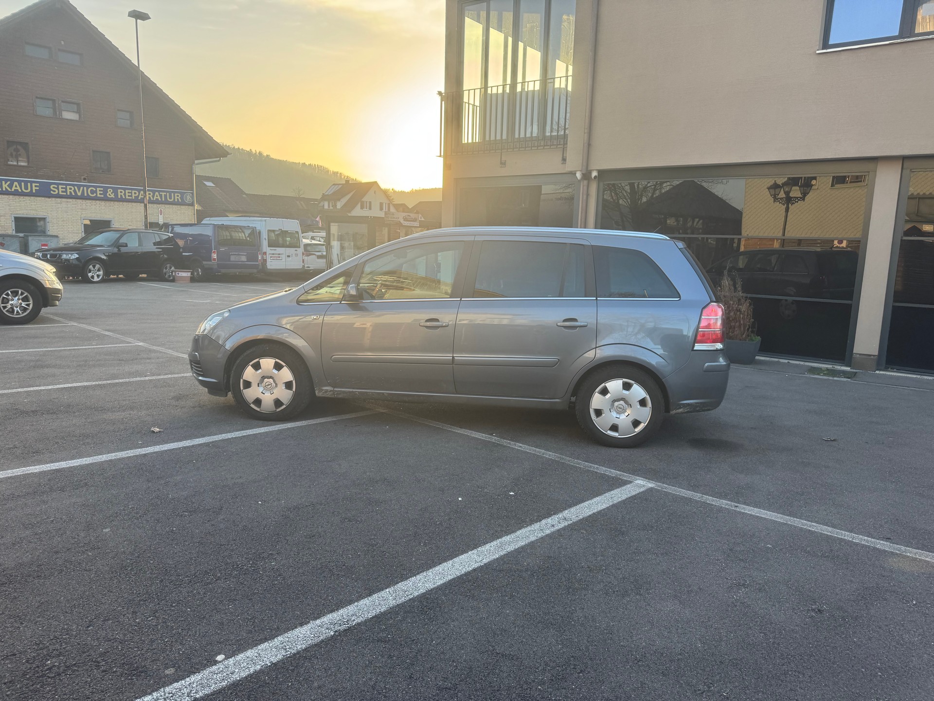 OPEL Zafira 2.2i 16V Enjoy-image-3