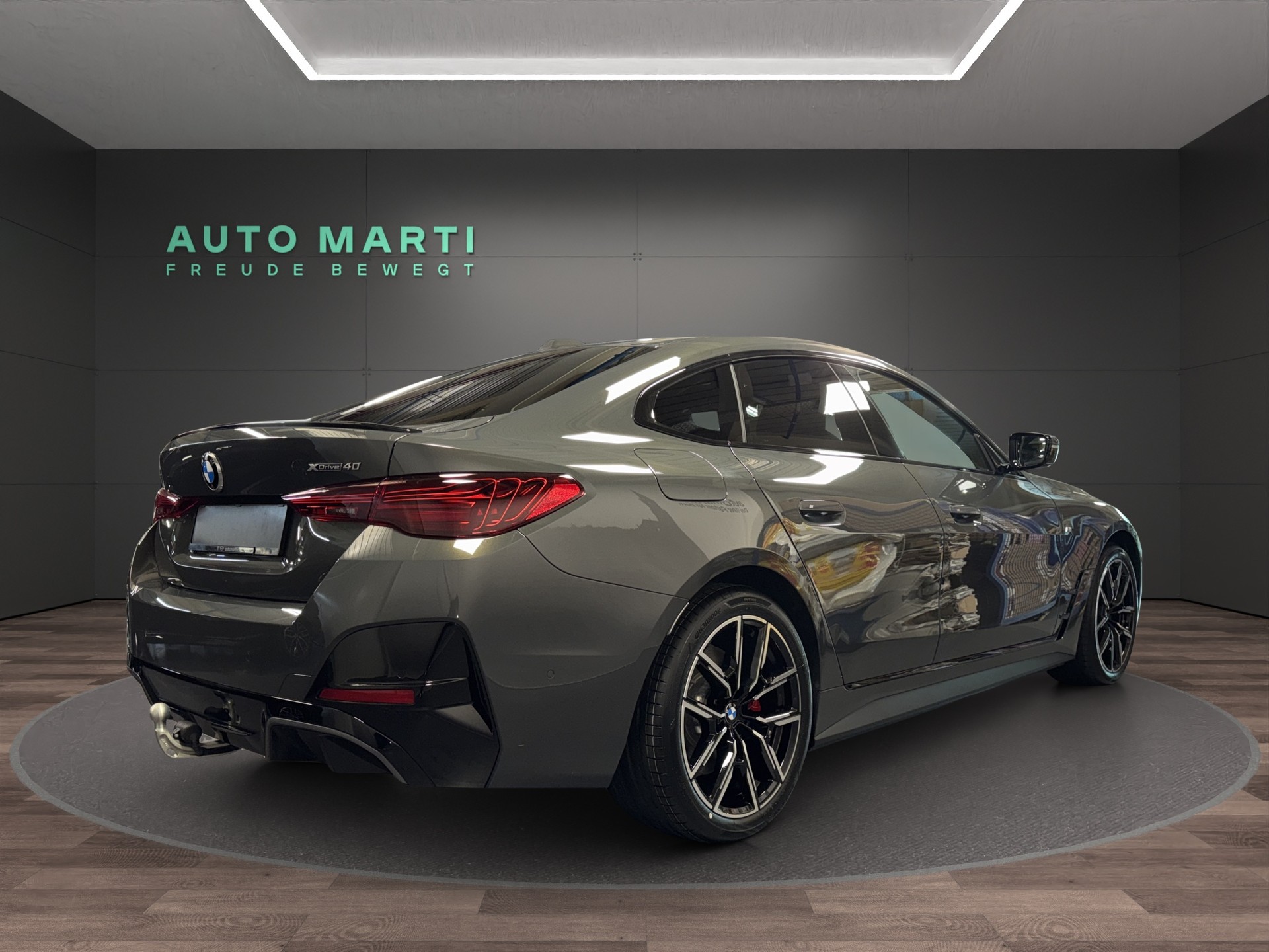 BMW i4 xDrive40-image-3