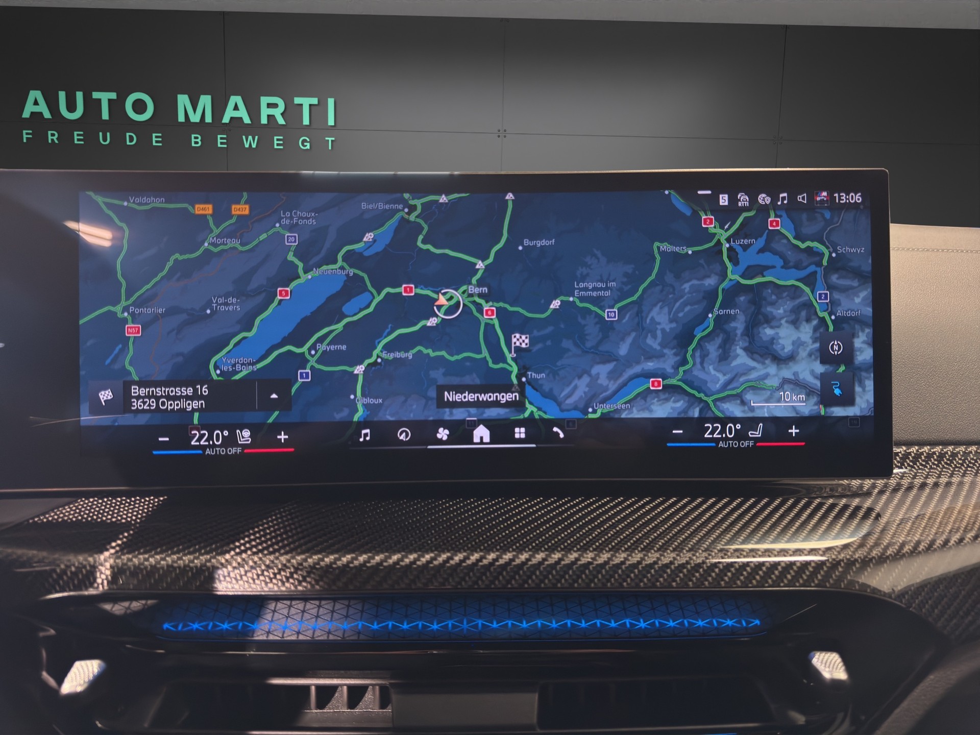 BMW i4 xDrive40-image-8