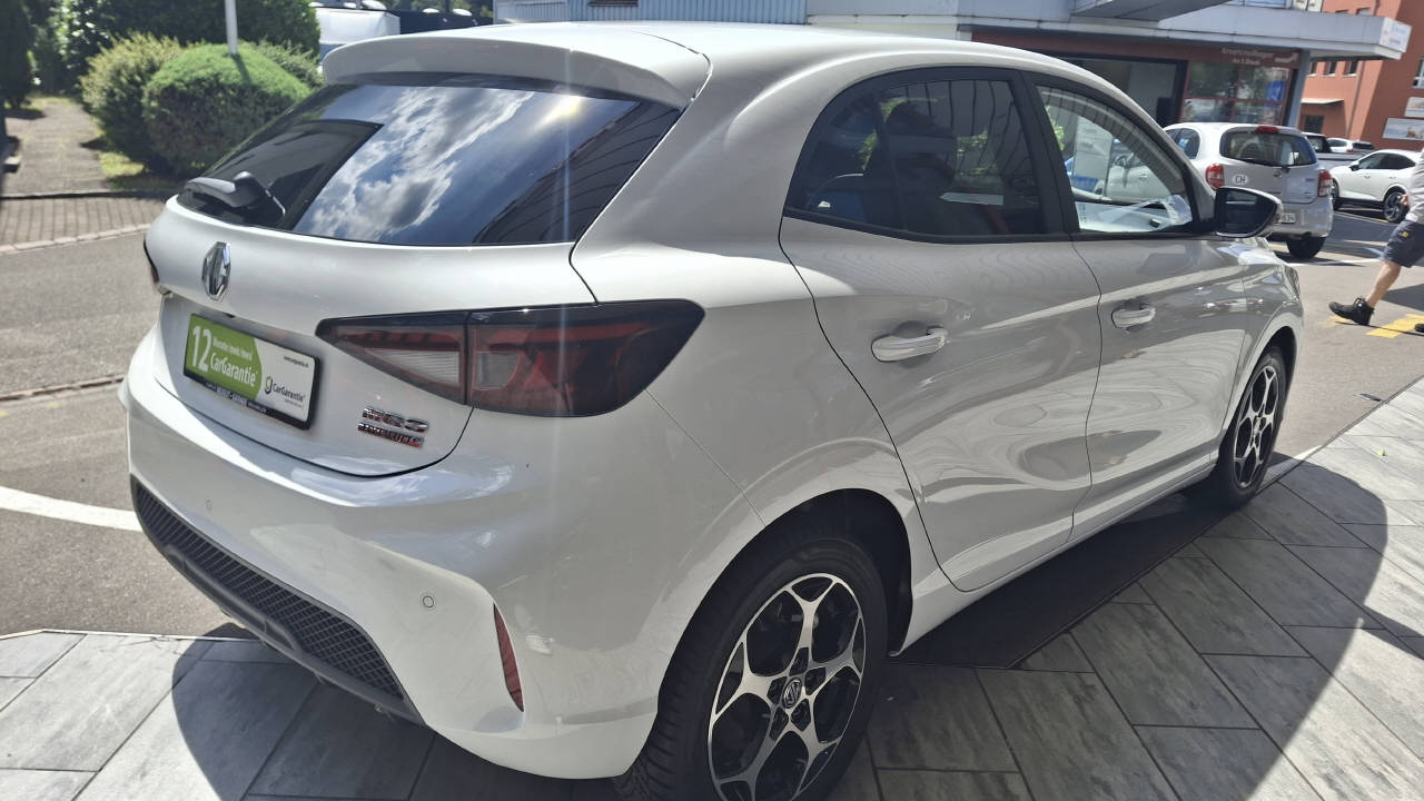 MG 3 1.5 Hybrid Luxury-image-3