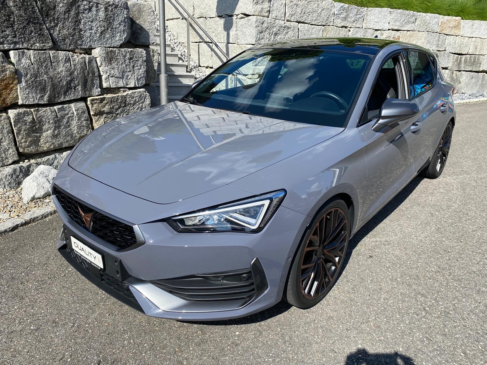 CUPRA LEON VZ 2.0 TSI DSG-image-0