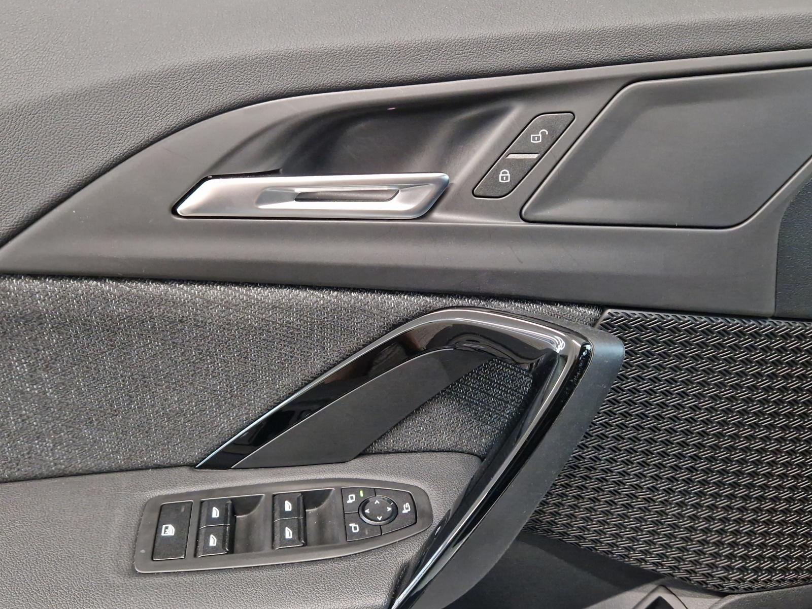 BMW X1 xDrive20d Steptronic-image-15