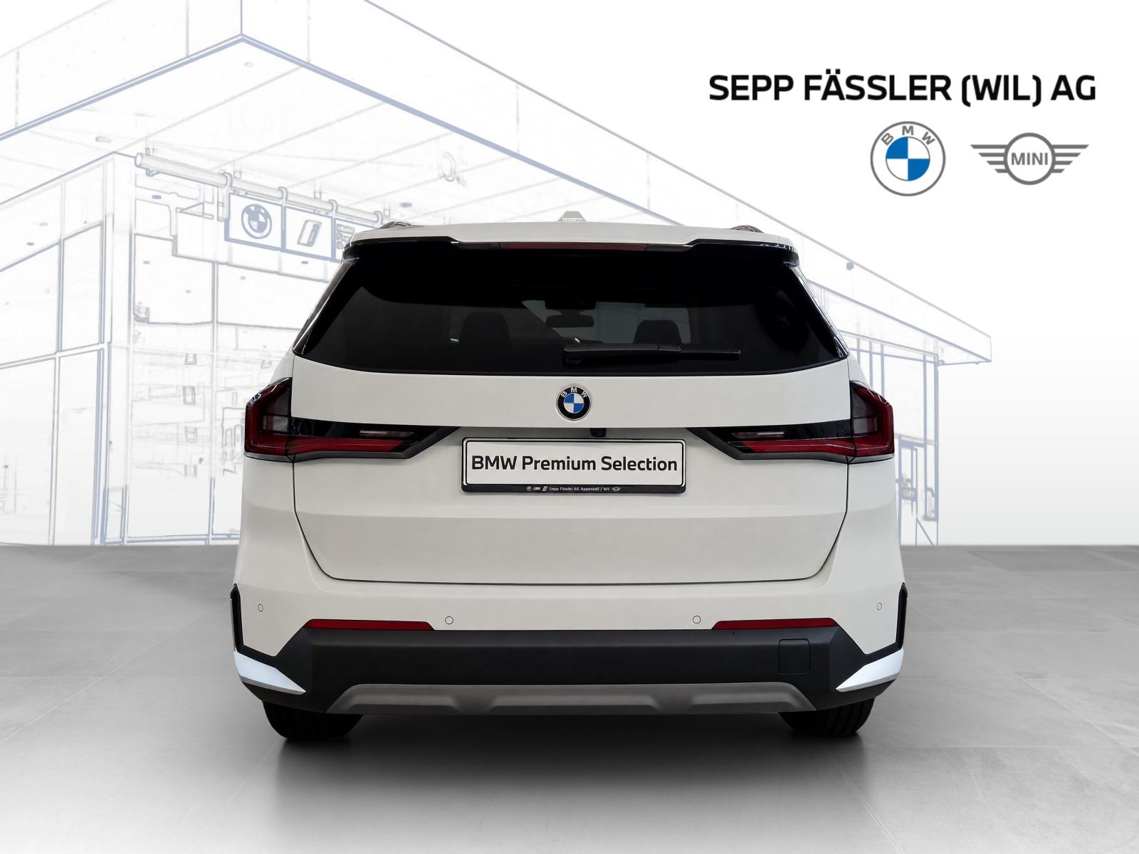 BMW X1 xDrive20d Steptronic-showroom-element-3