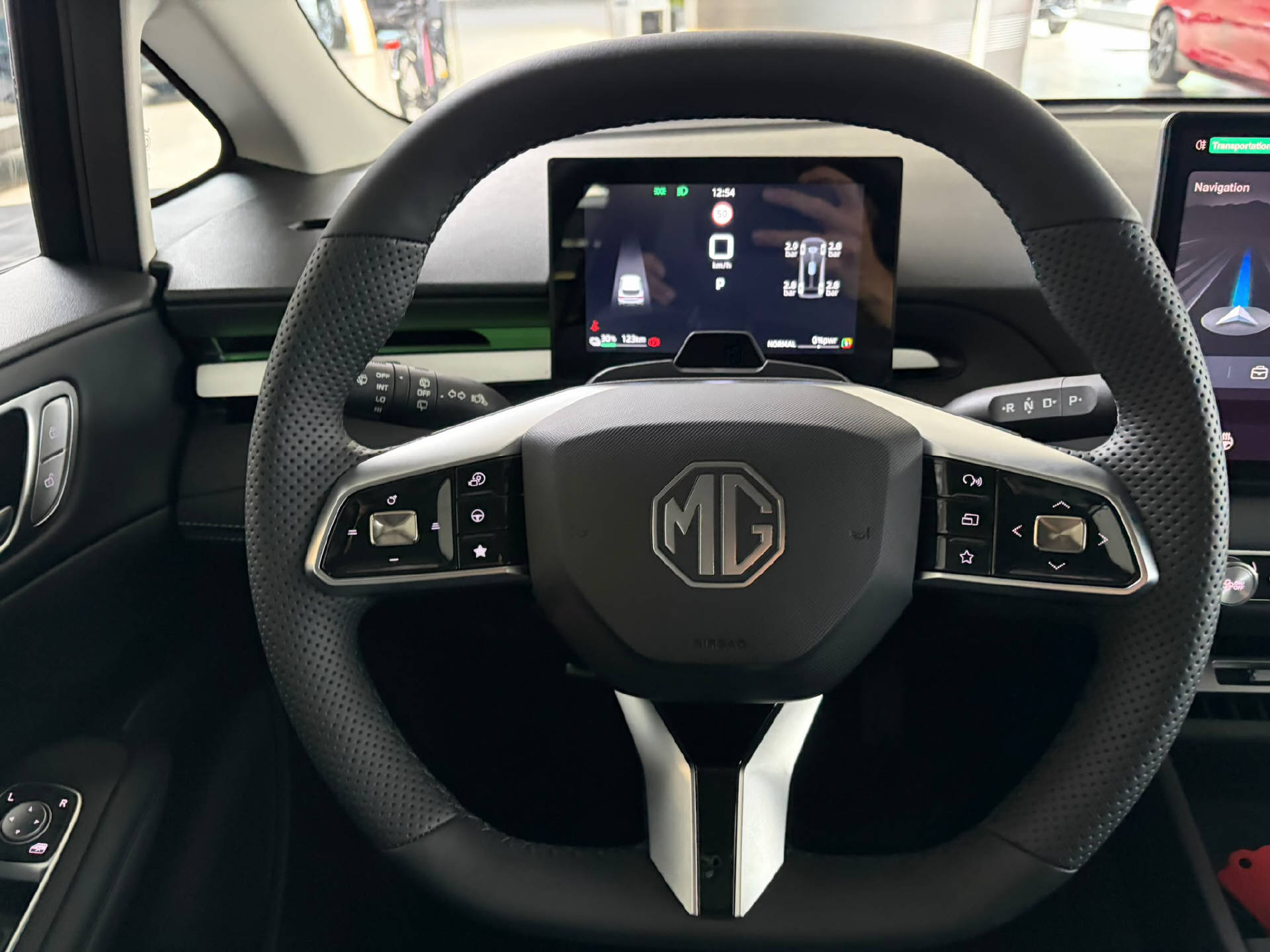 MG 4 Urban 54 kWh Premium-image-11