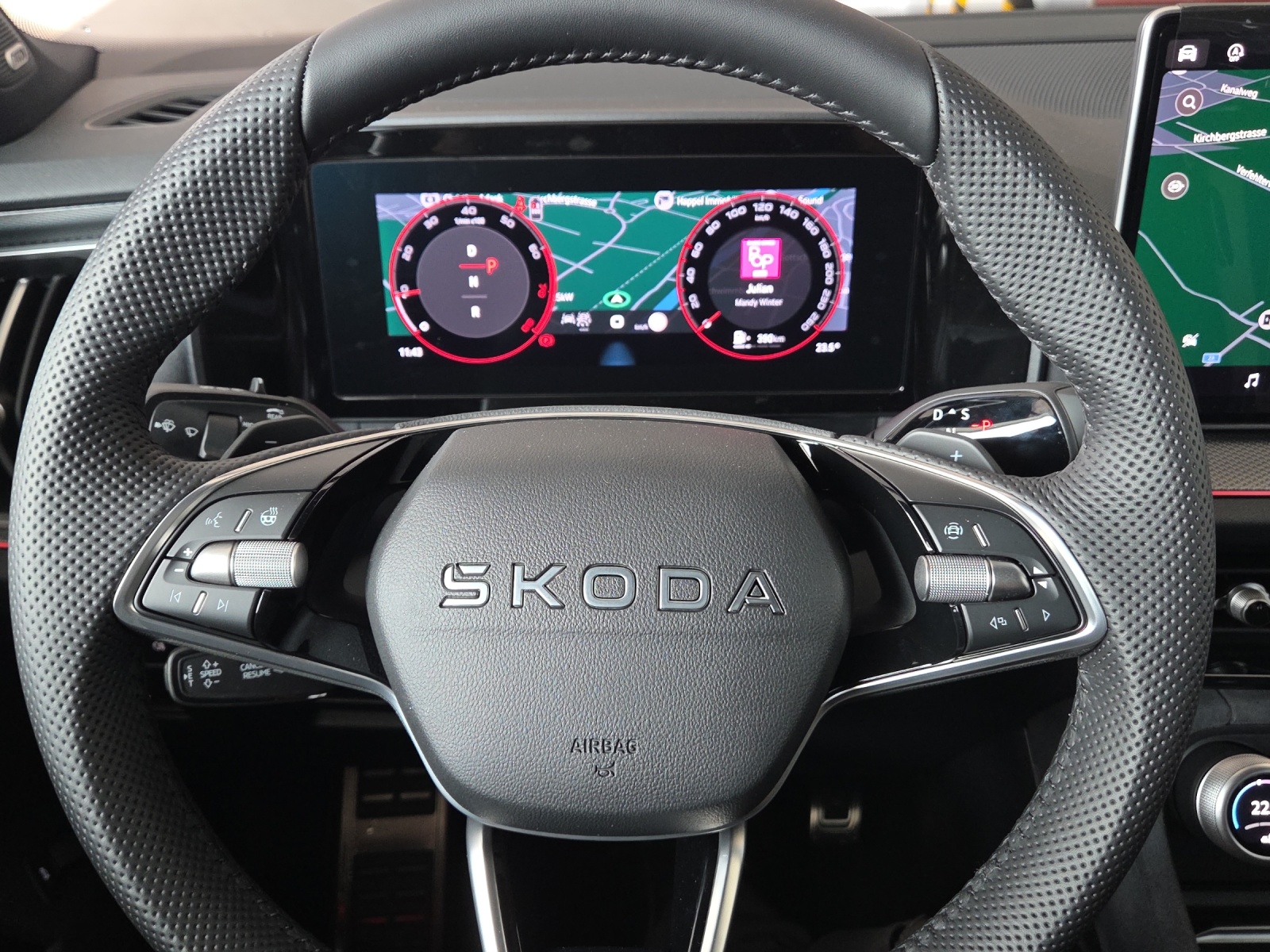 SKODA Kodiaq 2.0 TSI Sportline 4x4-image-11