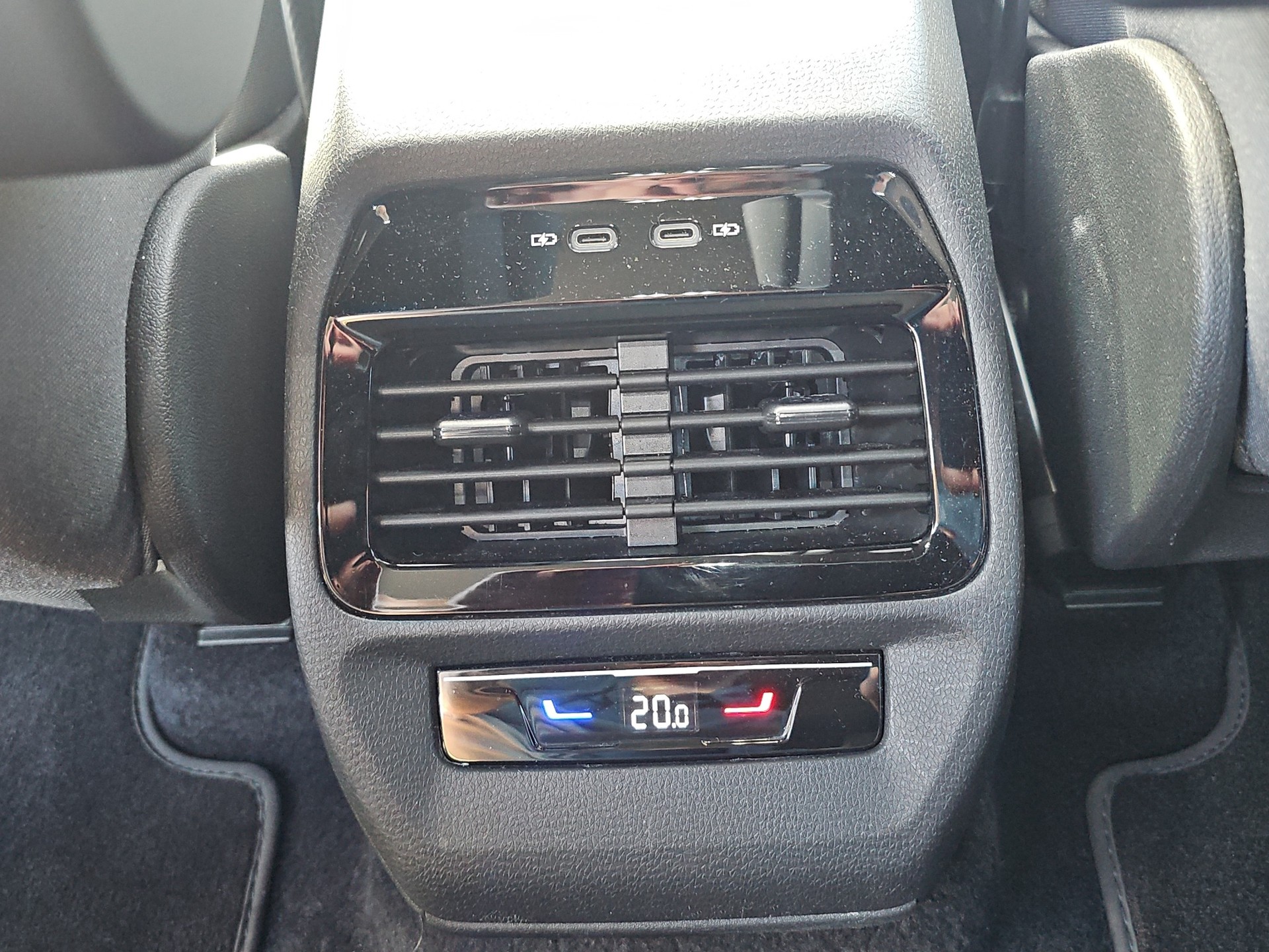VW ID.5 Pro Performance 77 kWh-image-13