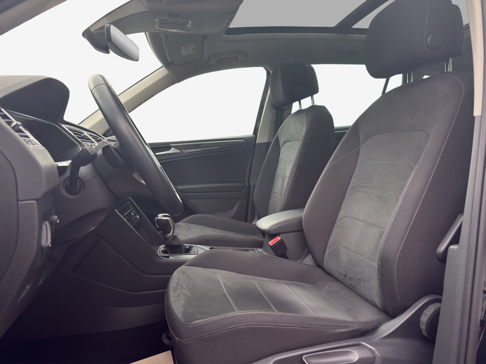 VW Tiguan 1.4TSI PHEV Elegance DSG-image-7