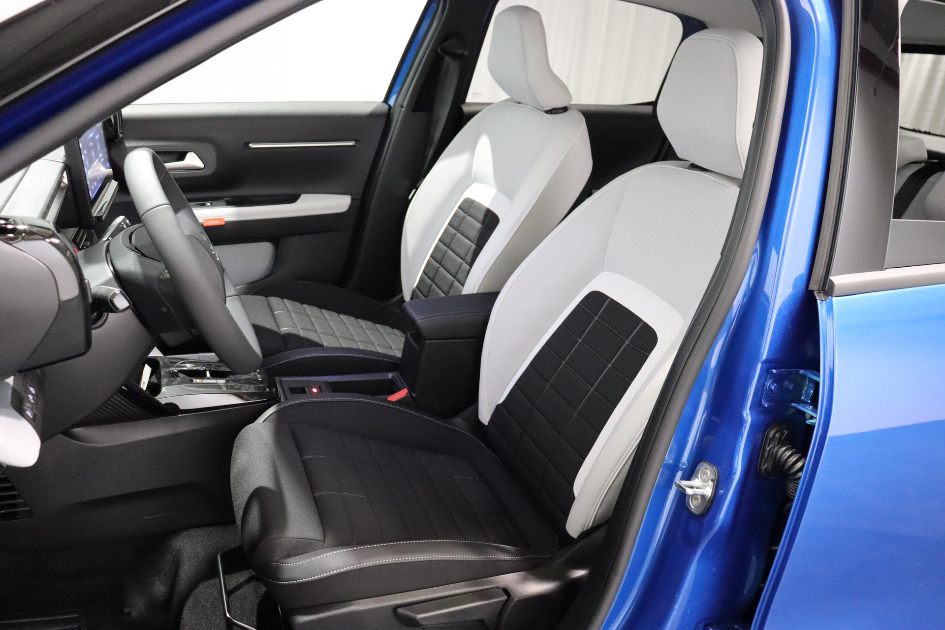 CITROEN C3 1.2 Hybrid Max-image-3