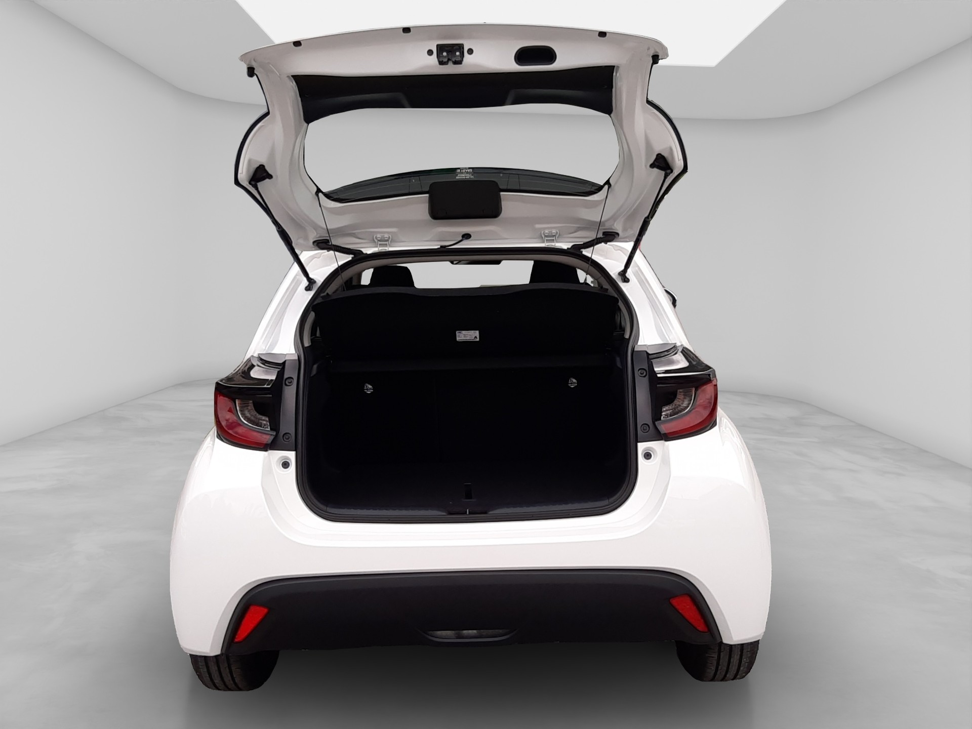 TOYOTA Yaris 1.5 VVT-i HSD Comfort-image-16