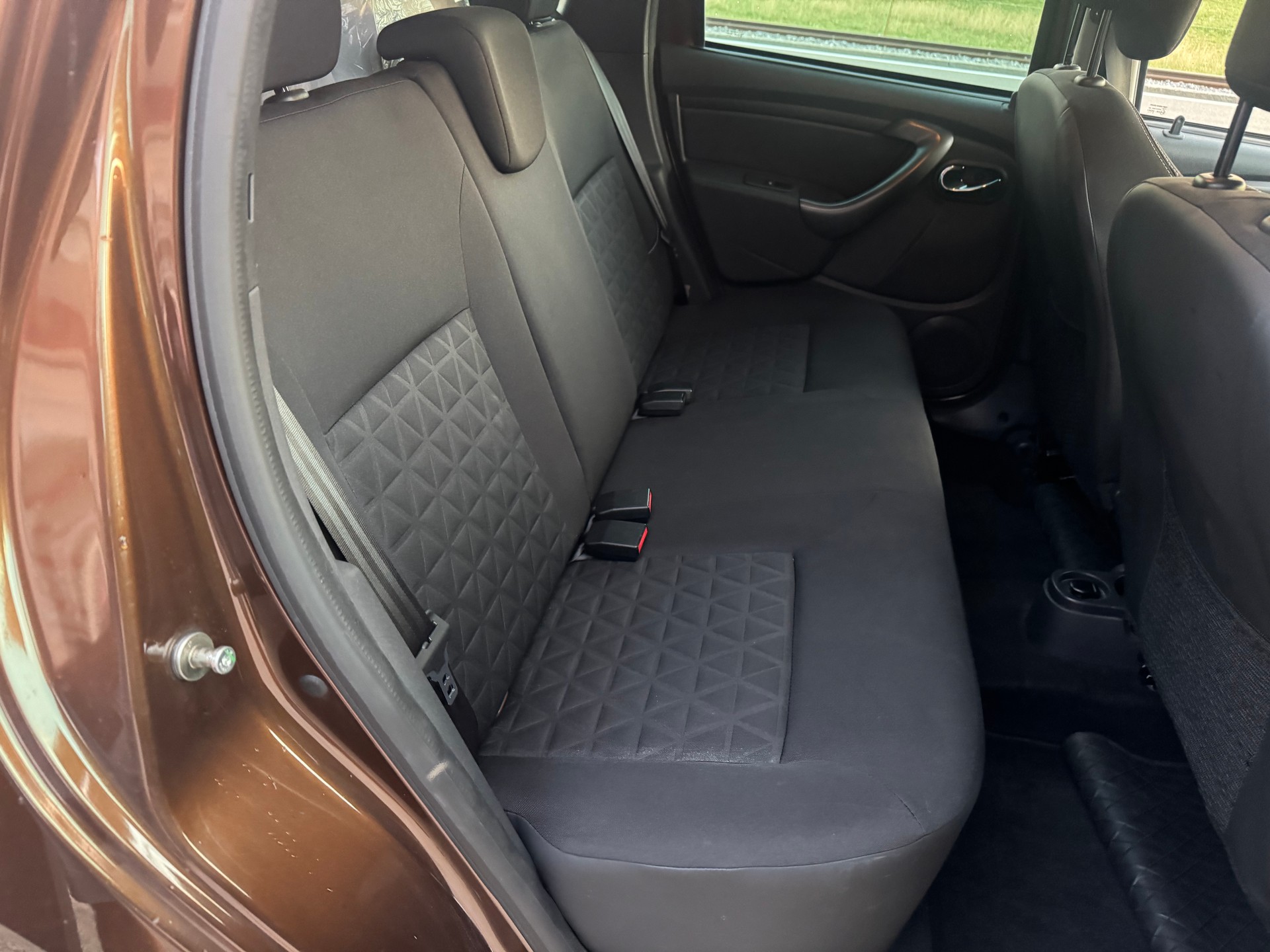 DACIA Duster 1.5 dCi Ambiance 4x4-image-10